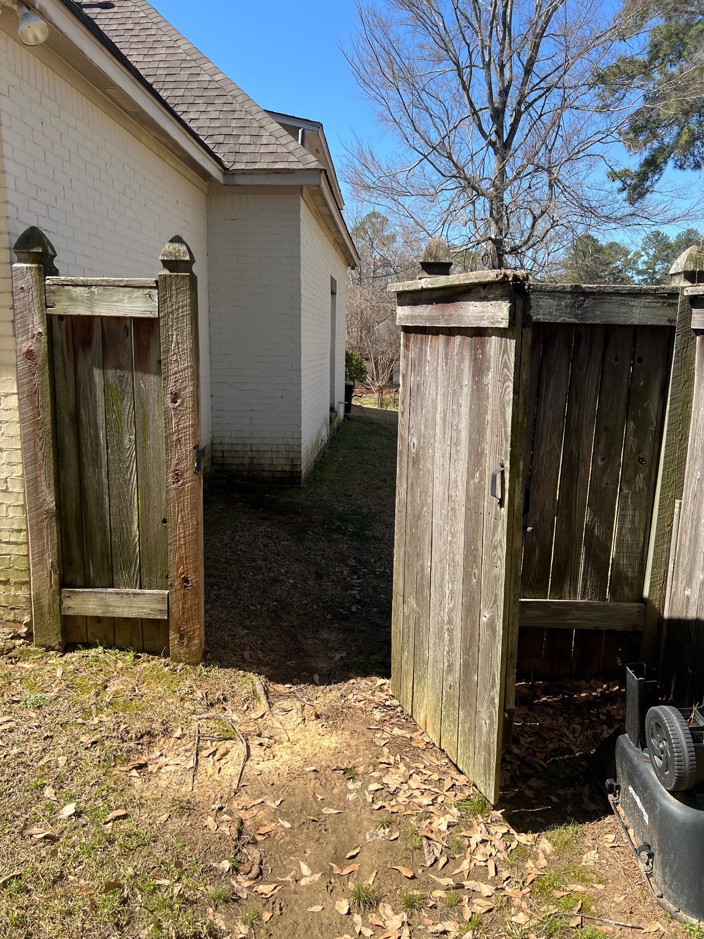 6' Cedar Good Neighbor 6x6  by Roberson Construction LLC