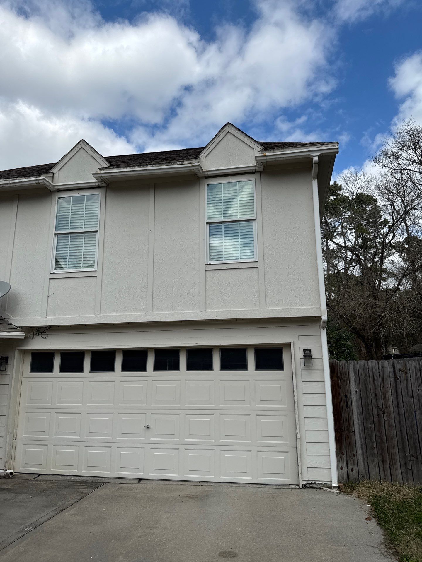 55 Square Titan Natural timber  by Sirius Roofing