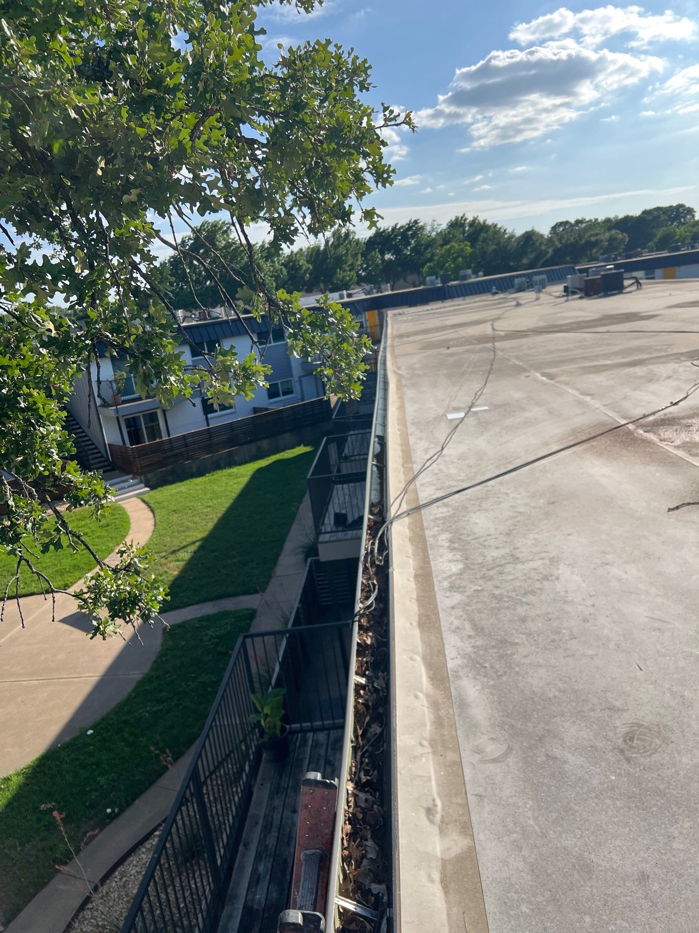 HOA gutter cleaning before