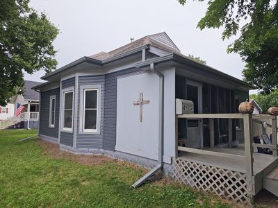 Mastic Solar Defense Vinyl Siding in Central City