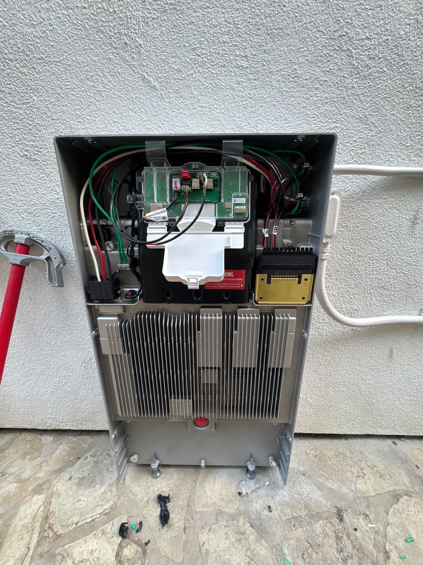 Residential Solar Array and Tesla Powerwall Installation in Rancho Palos Verdes by AWS Solar