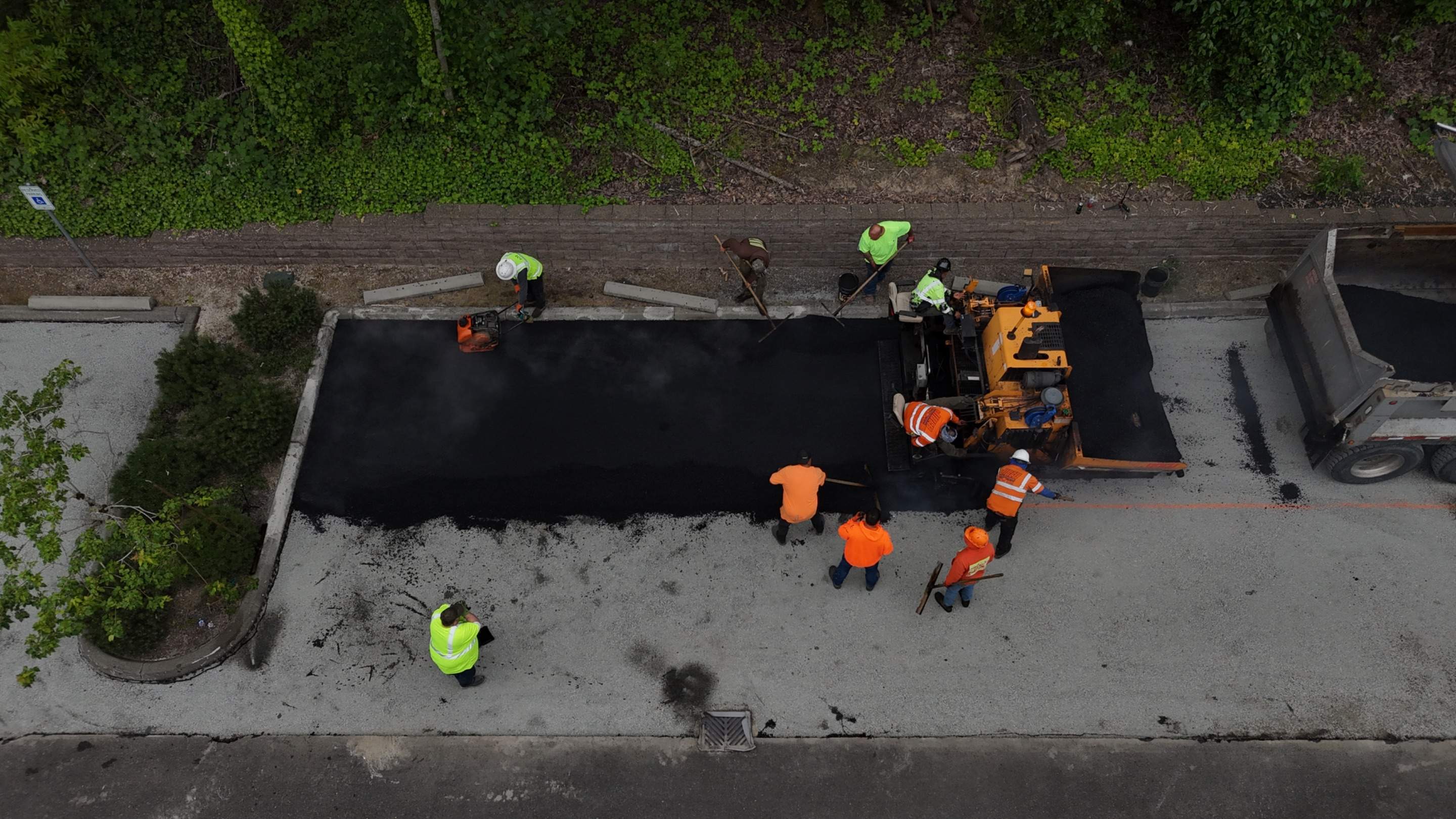 Asphalt Patch Repair & Concrete Curb Renovation | Kirkland  by Jireh Asphalt & Concrete Inc 