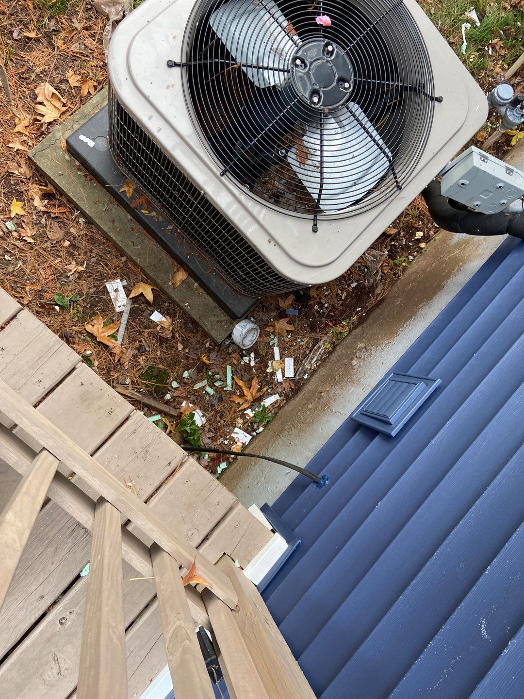 Siding Replacement using Certainteed Restoration Classic D4 Midnight Blue by 180 Contractors