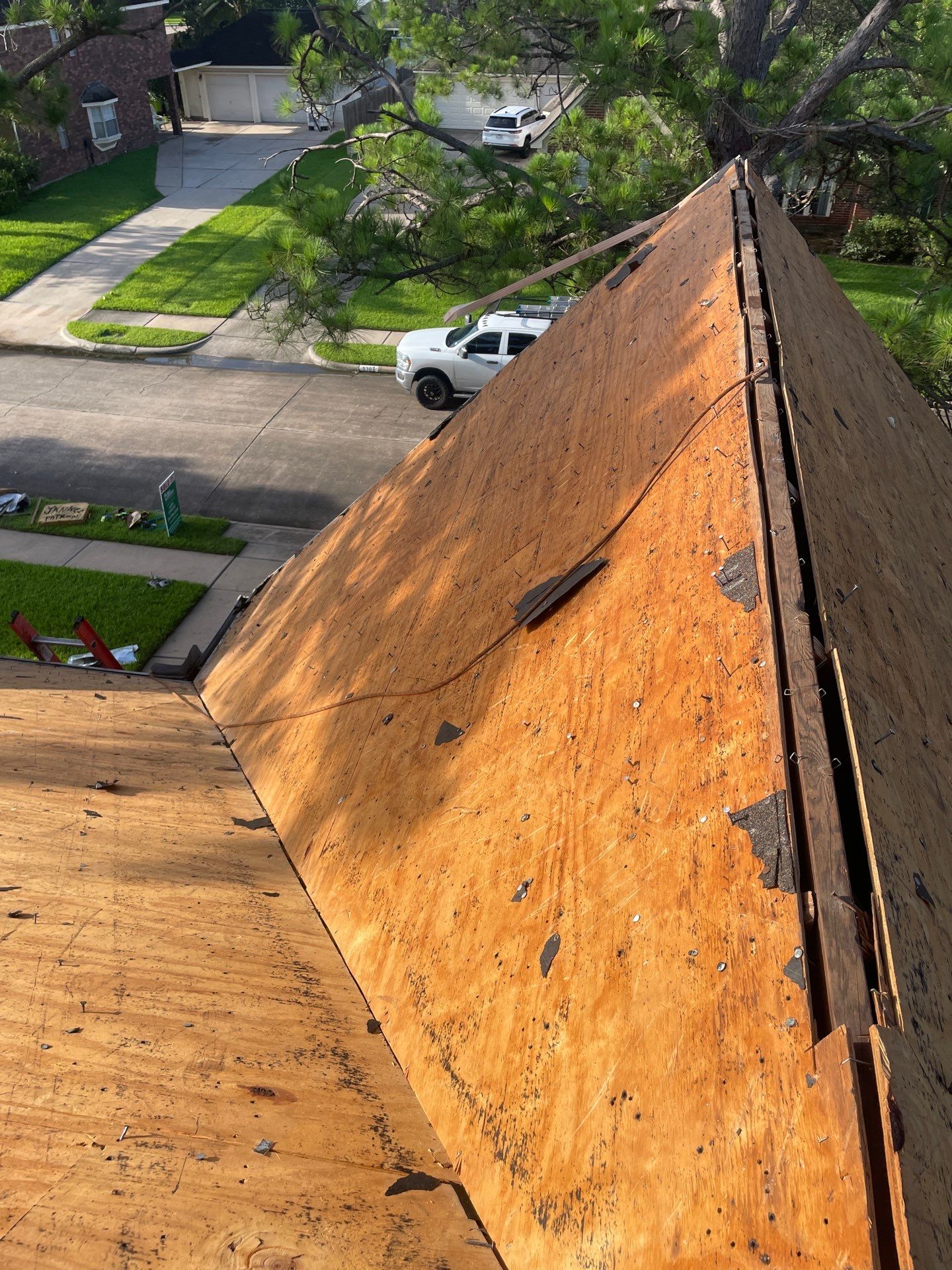 Roof Replacement Missouri City by Roof Repair Company