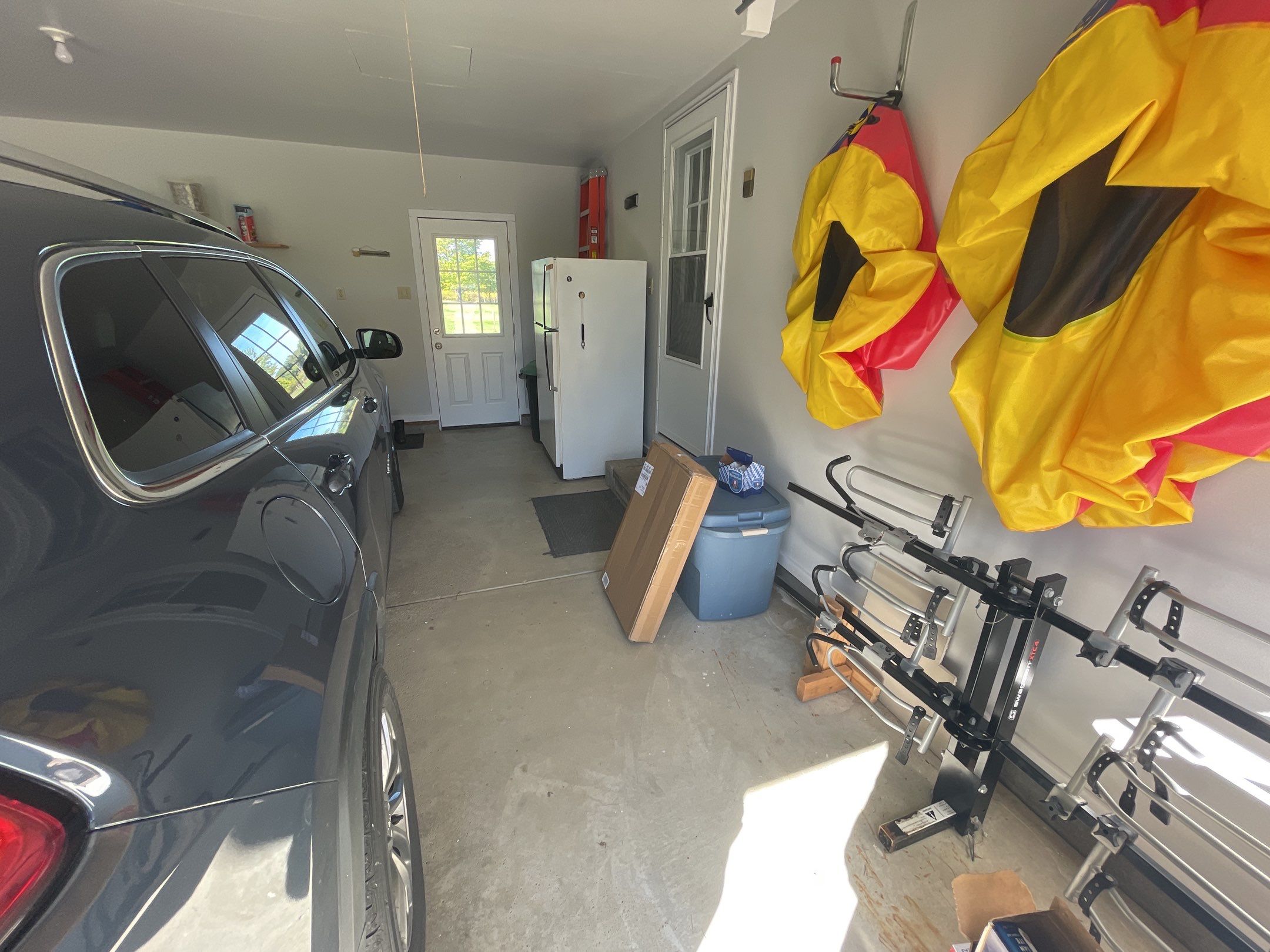 Garages using Mt. Everest  by Fantastic Floors by Miller Custom Exteriors 
