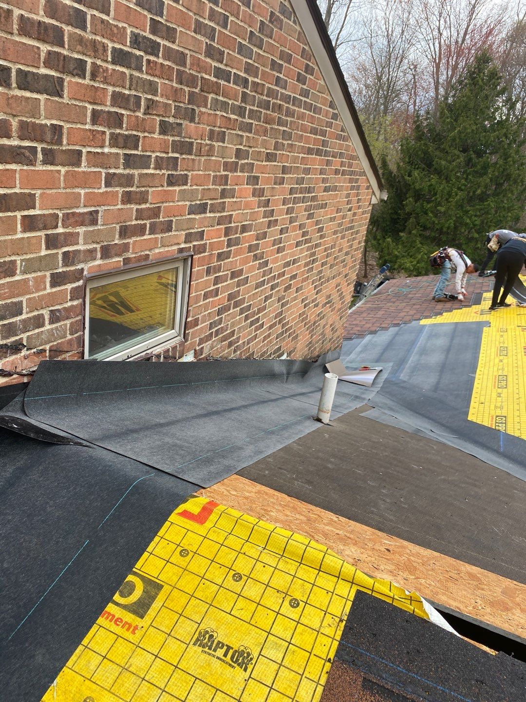 Roof Replacement using CertainTeed Landmark by 180 Contractors
