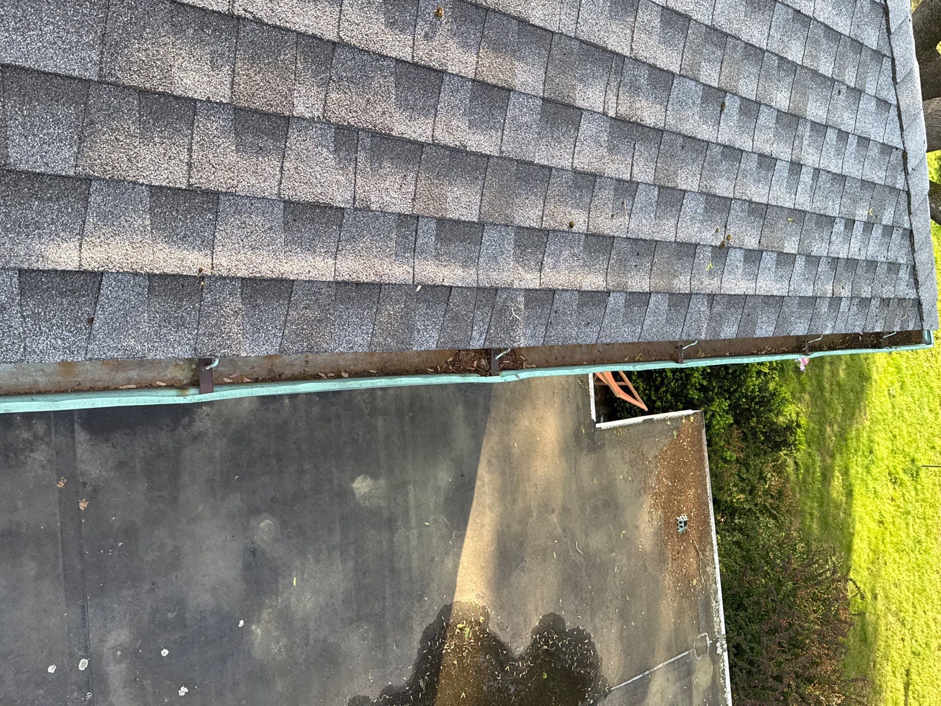 Project in Warwick by RHODY RIDGE ROOFING