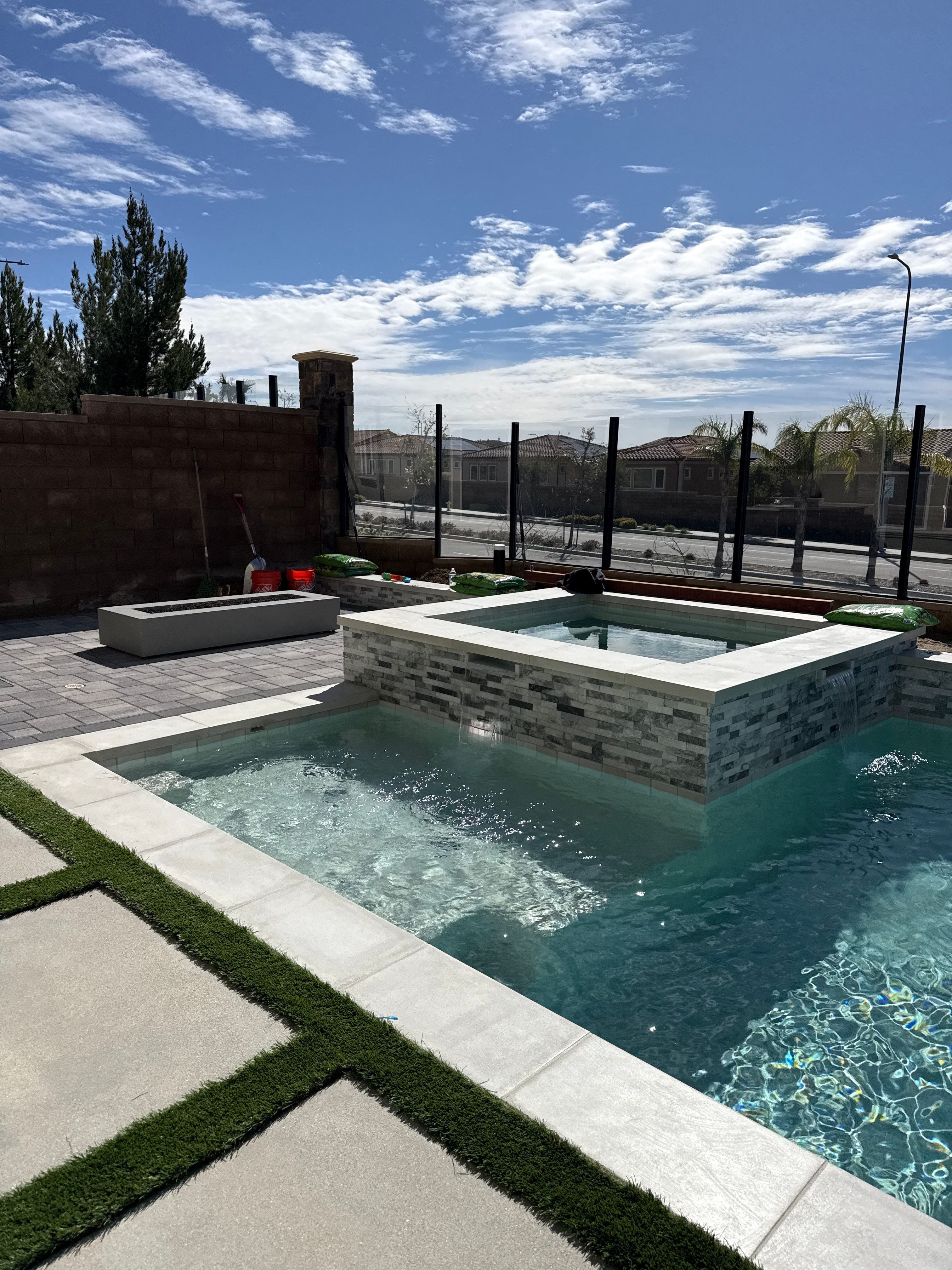 Project in Porter Ranch by Thomas Pools