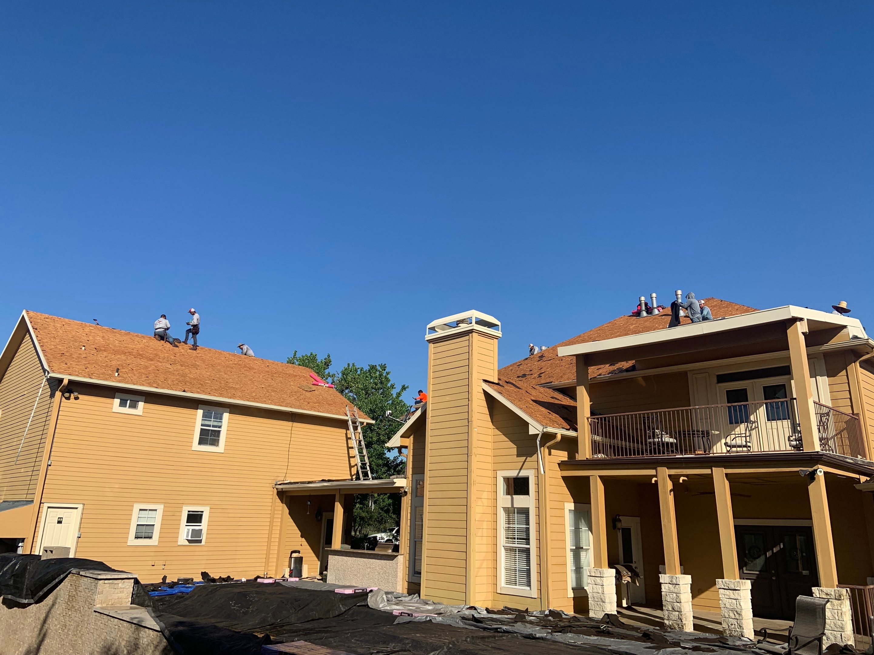 Residential Roofing Installation using Owen's Corning Duration (Lifetime) Shingles by Roof Repair Company