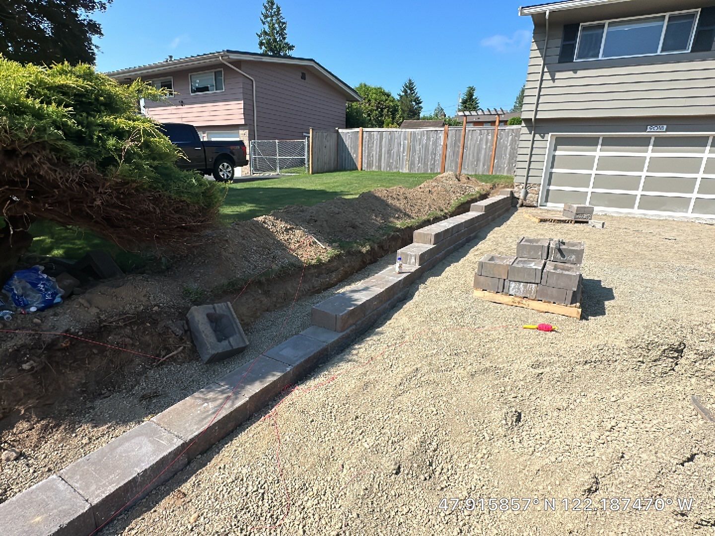 Justin | Retaining Wall, Landscape Project  by Jireh Asphalt & Concrete Inc 