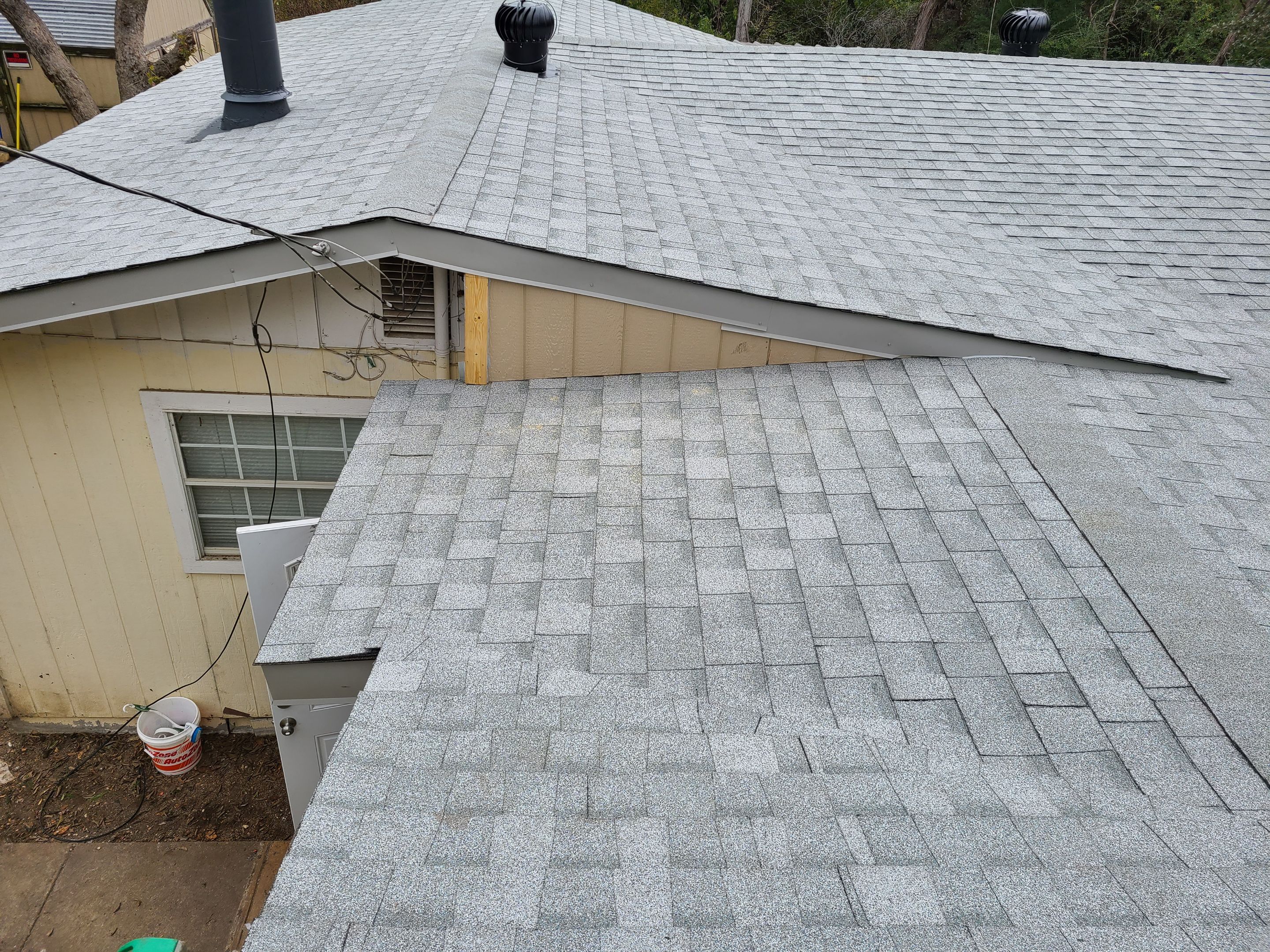 Residential Roofing Installation using ATLAS Pinnacle Pristine Shingles by Harvey Roofing & Construction