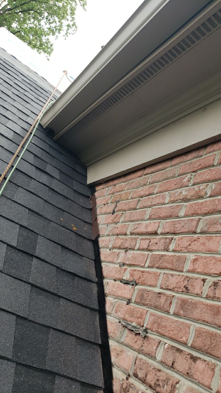 Great Falls: CertainTeed Landmark Pro Designer Shingles in Max Def Moire Black by RM Banning, Inc.