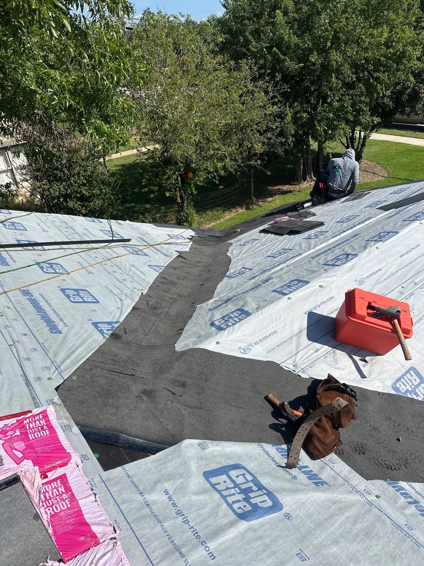 Residential Roofing Installation using Owens Corning Oakridge Onyx Black by DeZign Roofing & Exteriors