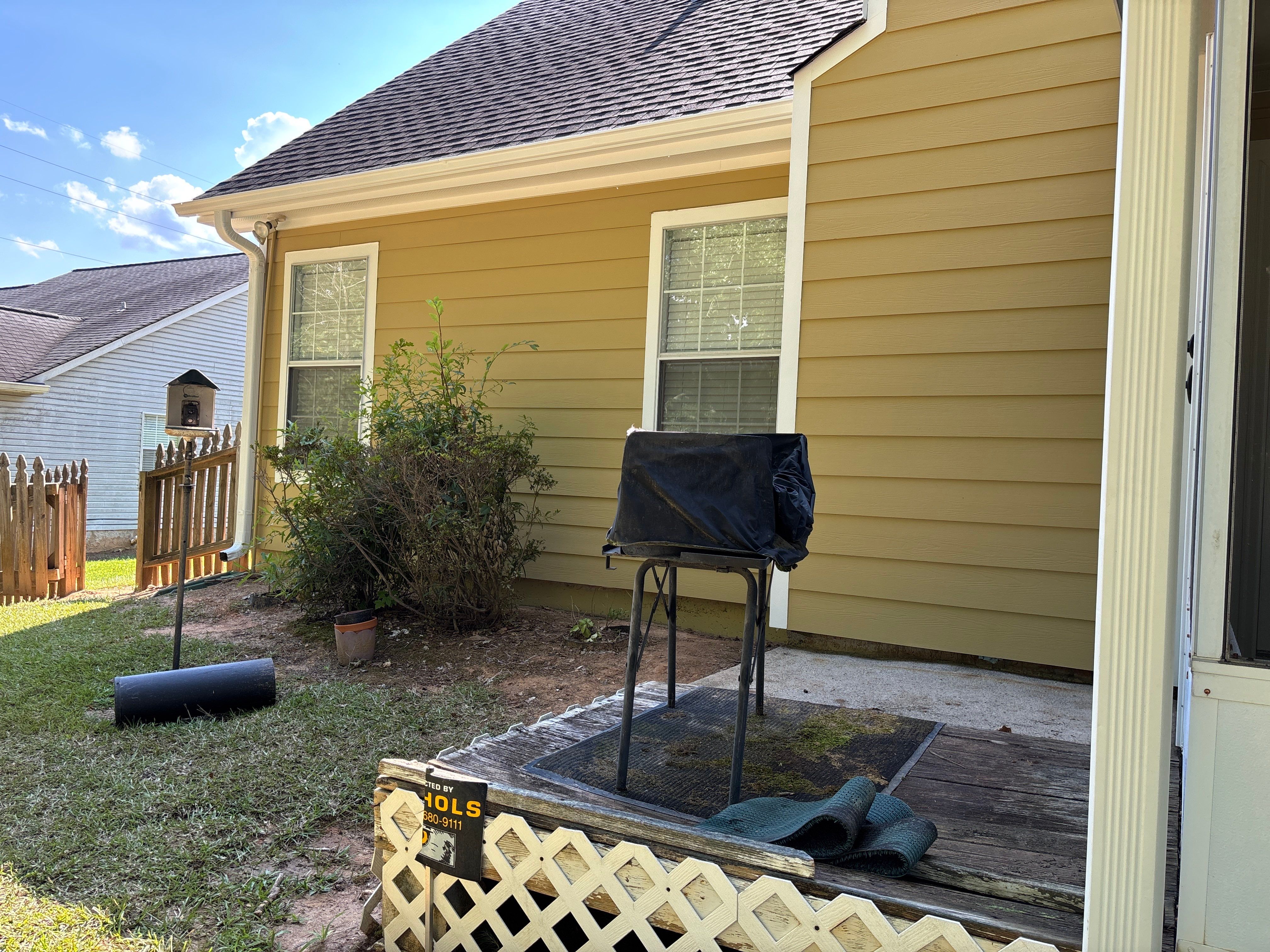 Siding replacement  by Deerfield Roofing LLC