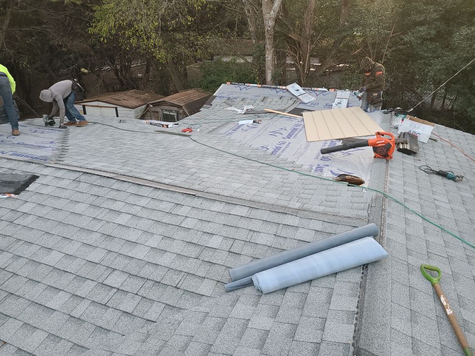 Residential Roofing Installation using ATLAS Pinnacle Pristine Shingles by Harvey Roofing & Construction