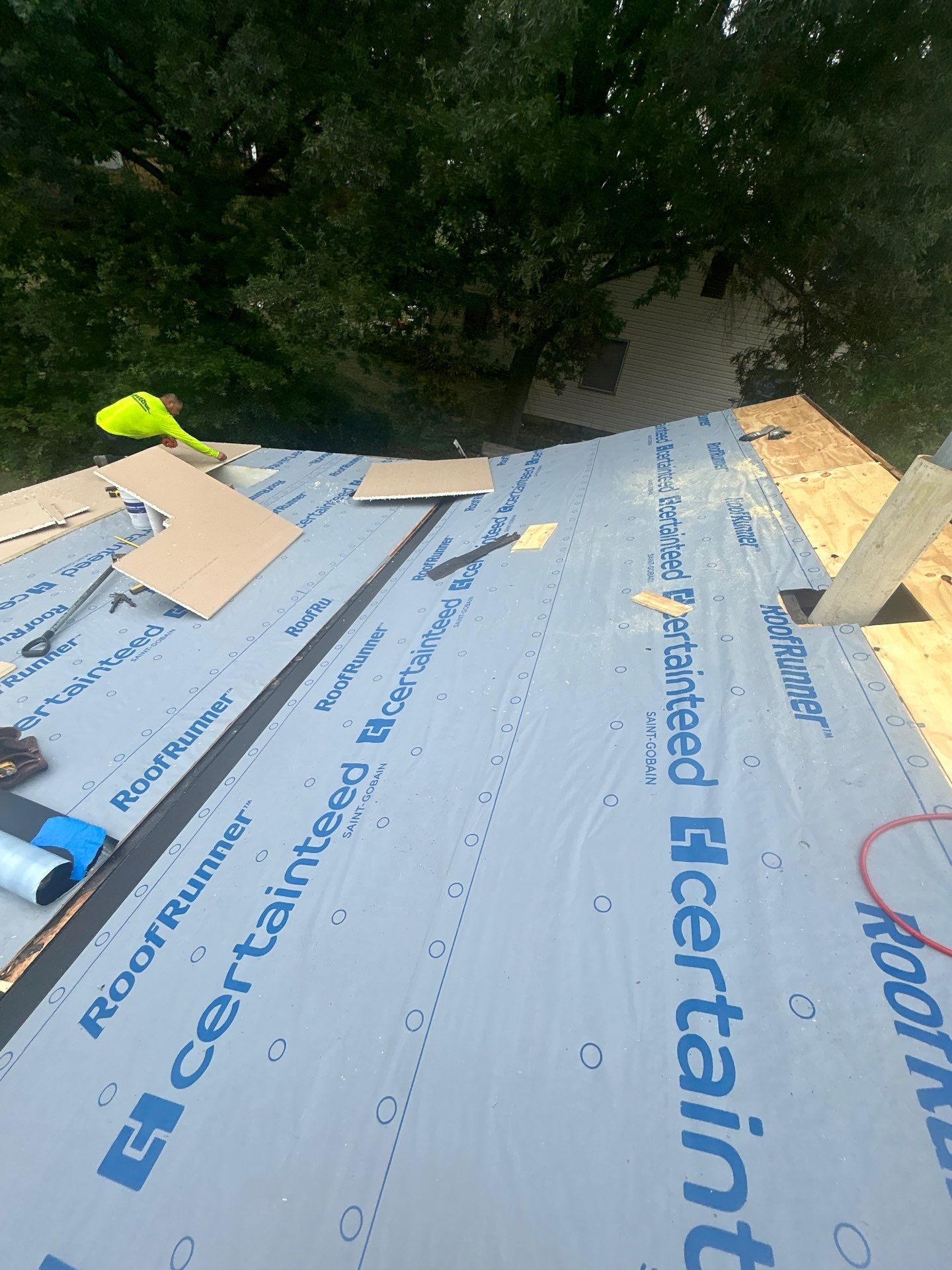 Alexandria :Residential Roof Replacement with CertainTeed Landmark Pro in Max Def Cobblestone Gray by RM Banning, Inc.