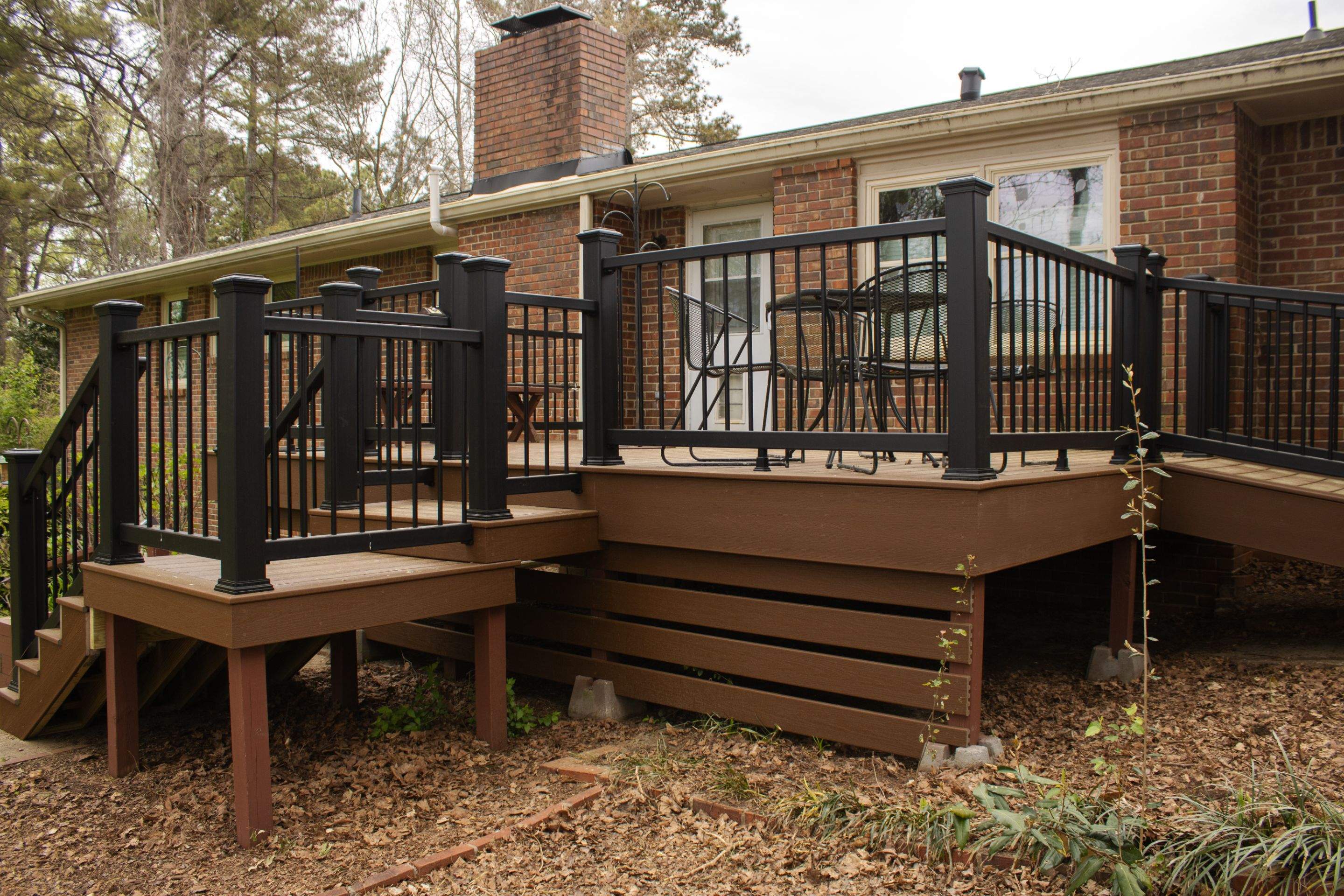 Deck Resurface using Trex Enhance Basic Series in the Saddle Color by Nelson Exteriors 