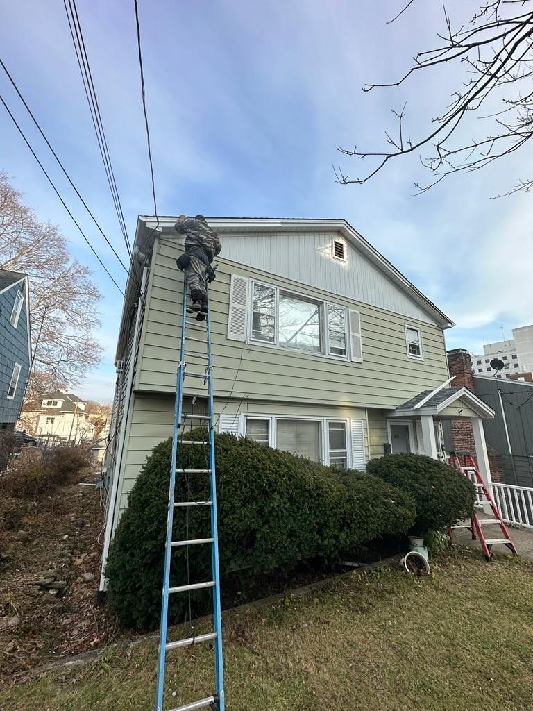 Residential Roofing Installation using Owens Corning TruDefinition Slatestone Gray by A Plus Exterior