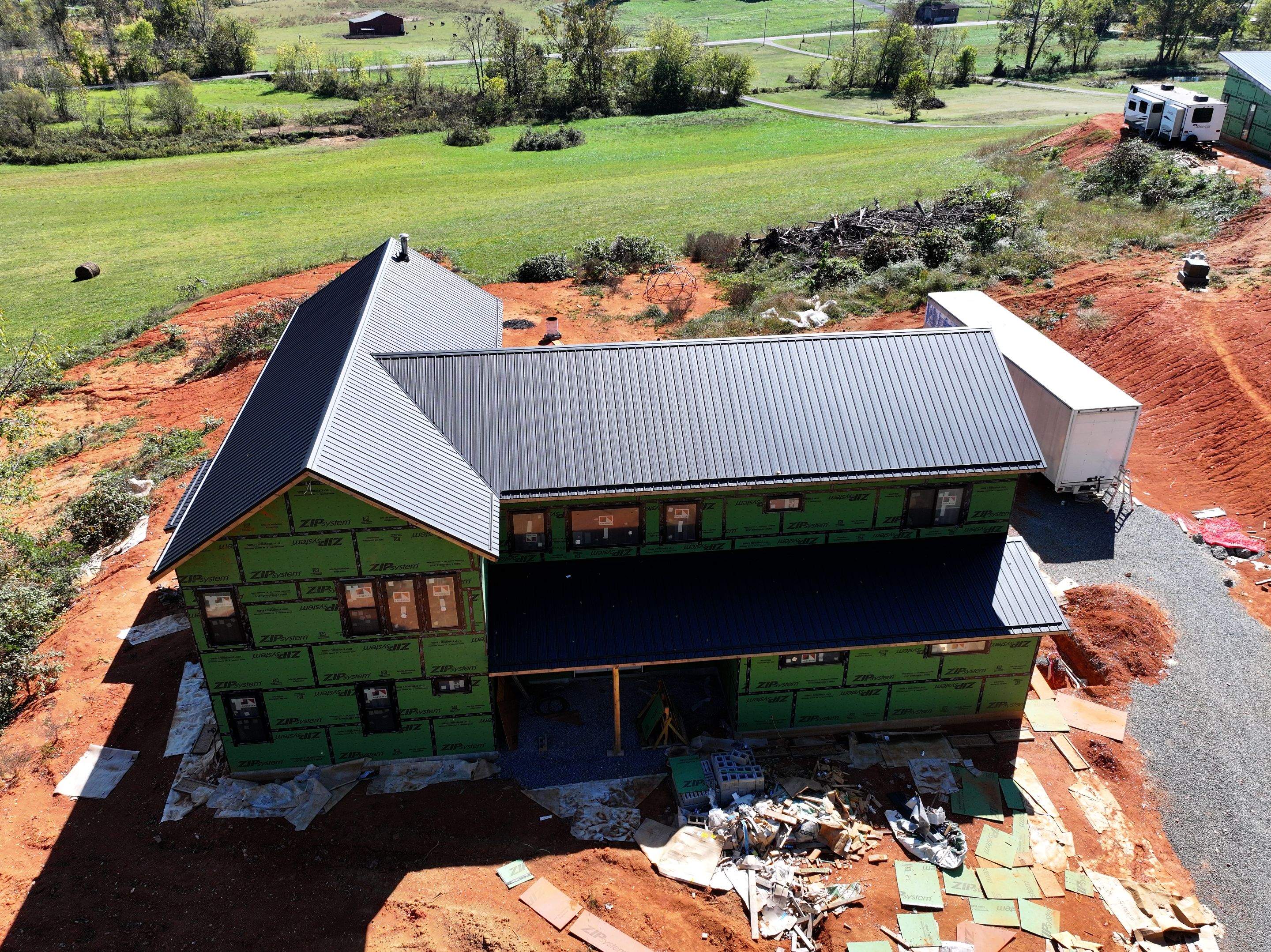 Titus Jr Residence by Omnia Roofing