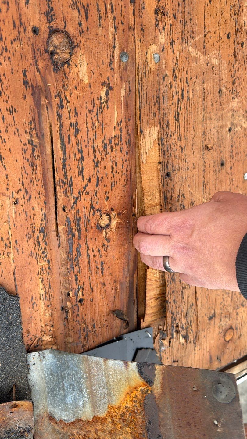 Roof Replacement using Owens Corning Onyx Black by 180 Contractors