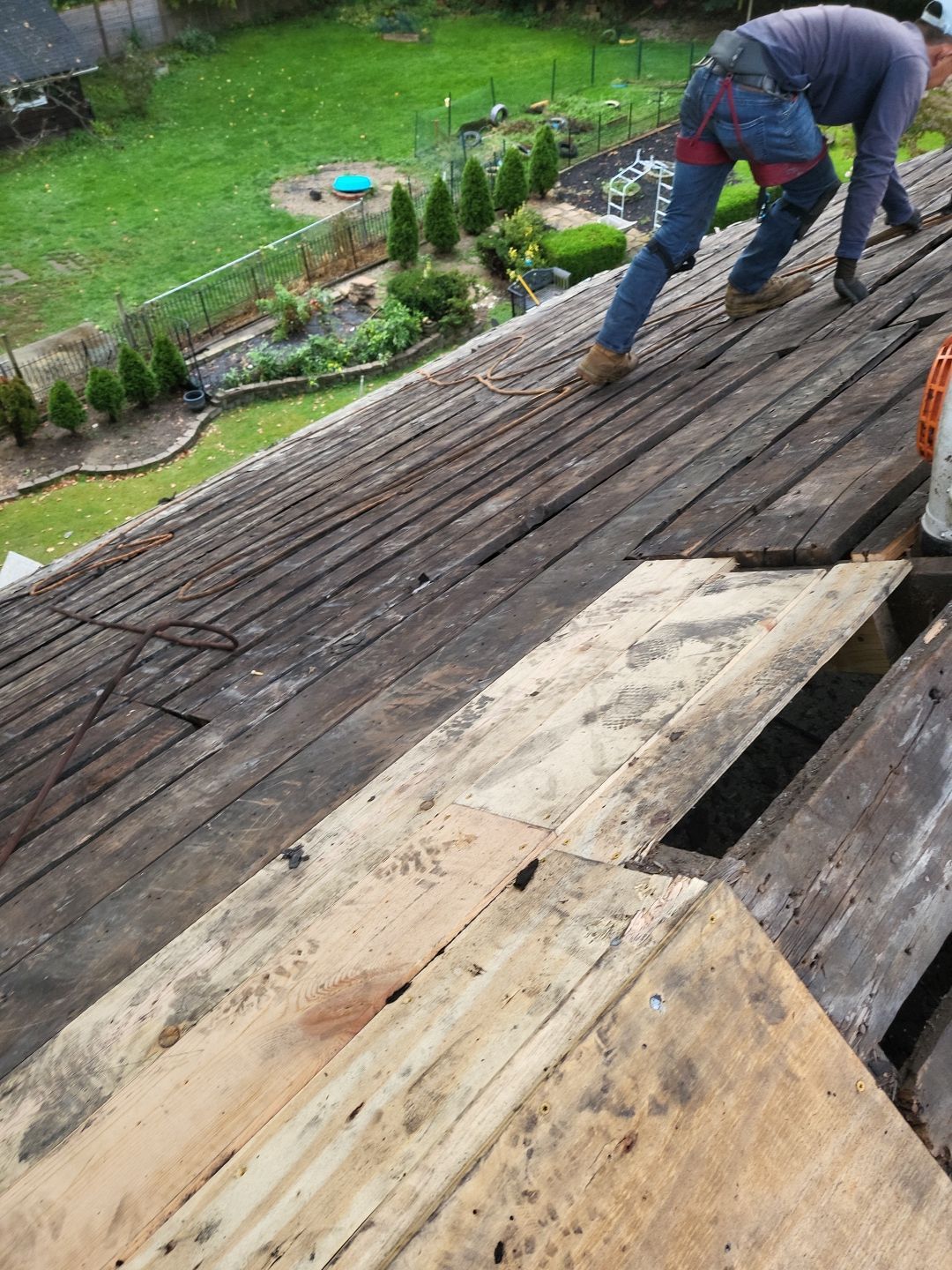 ATLAS PINNACLE COLOR: BLACK SHADOW DRIP EDGE: BLACK by Eagle Eye Roofing