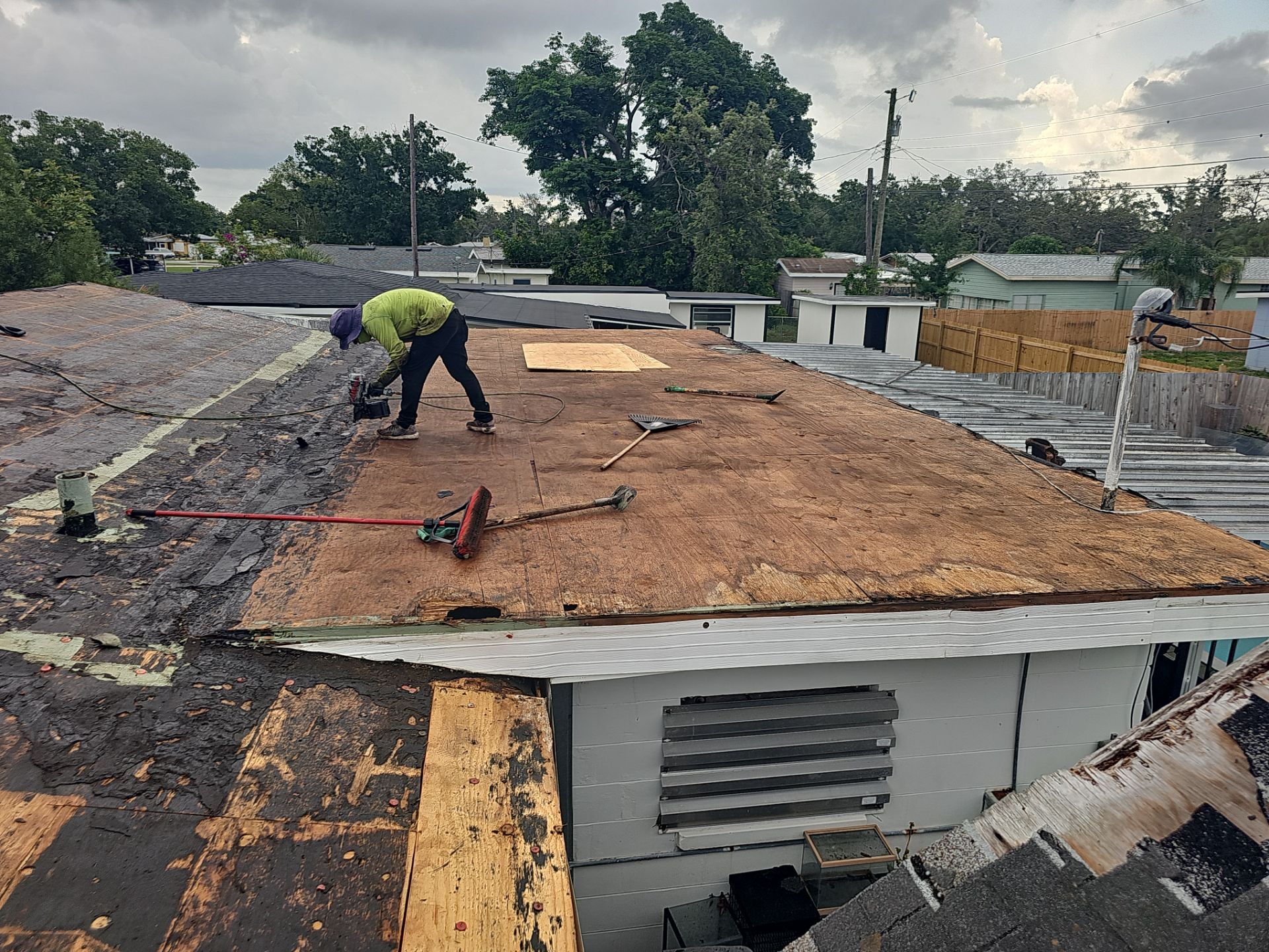 Project in St. Petersburg 33714 by Mitchell Roofing Company LLC 