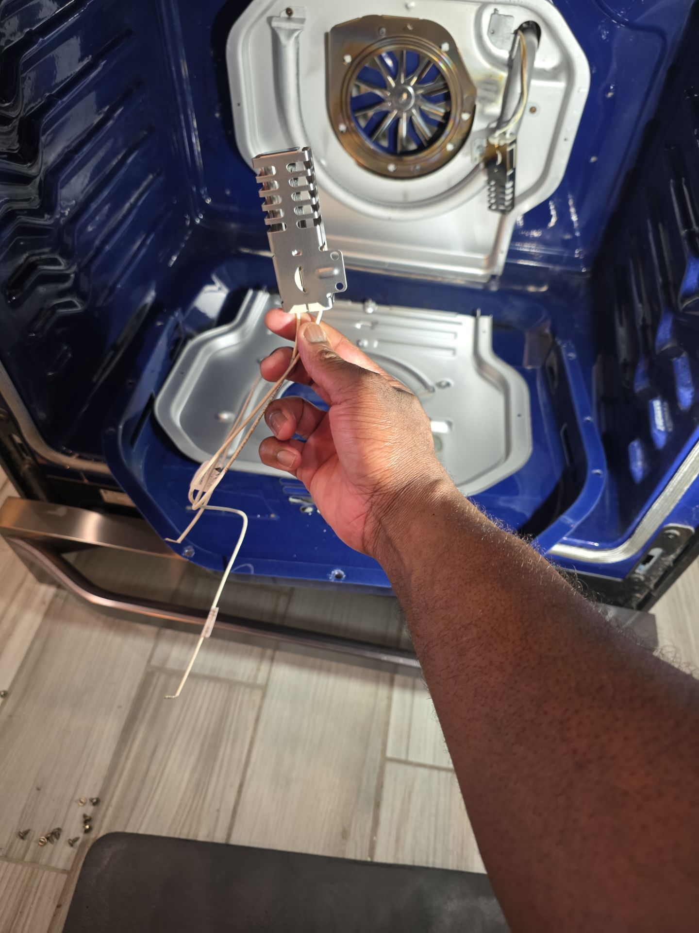 LG Gas Range Repair and F9 Error Code Diagnosis in Ocala by AMB-WORKS APPLIANCE REPAIR