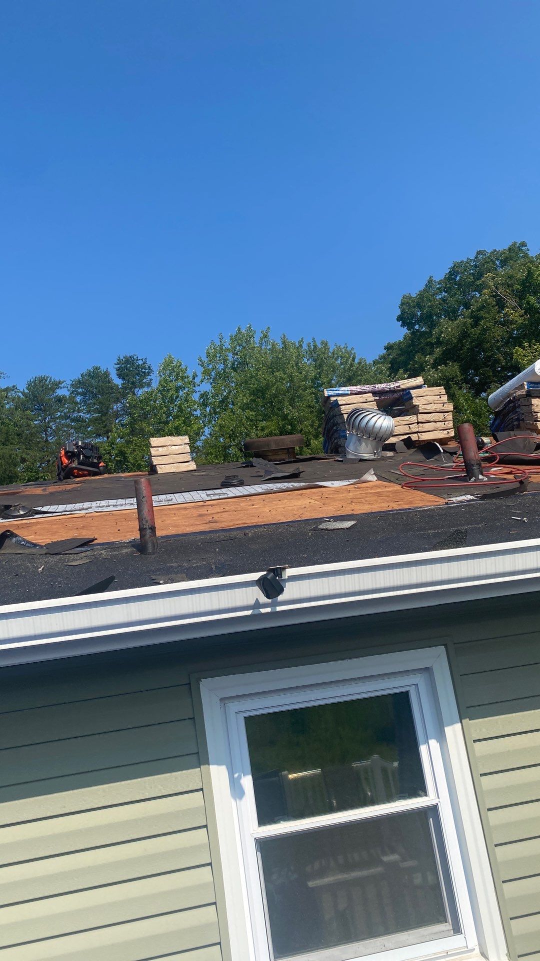 Woodbridge: Roof Replacement with CertainTeed Landmark Pro Designer Shingles in Max Def Colonial Slate by RM Banning, Inc.