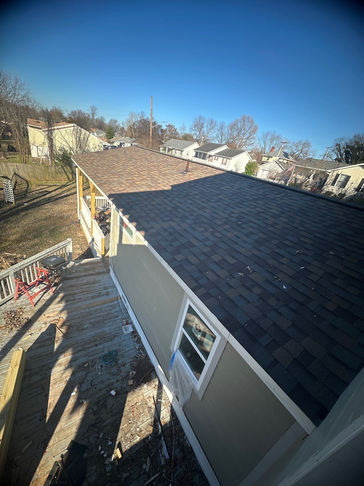 Owens Corning Duration in Teak by Undersun Roofing 