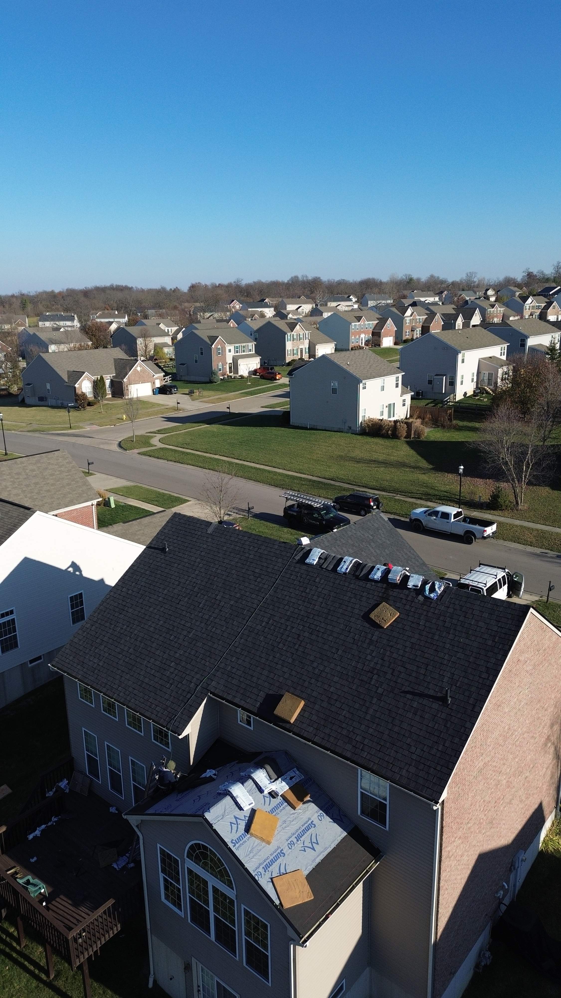 Liberty Township - Pristine Black by Tamlin Roofing