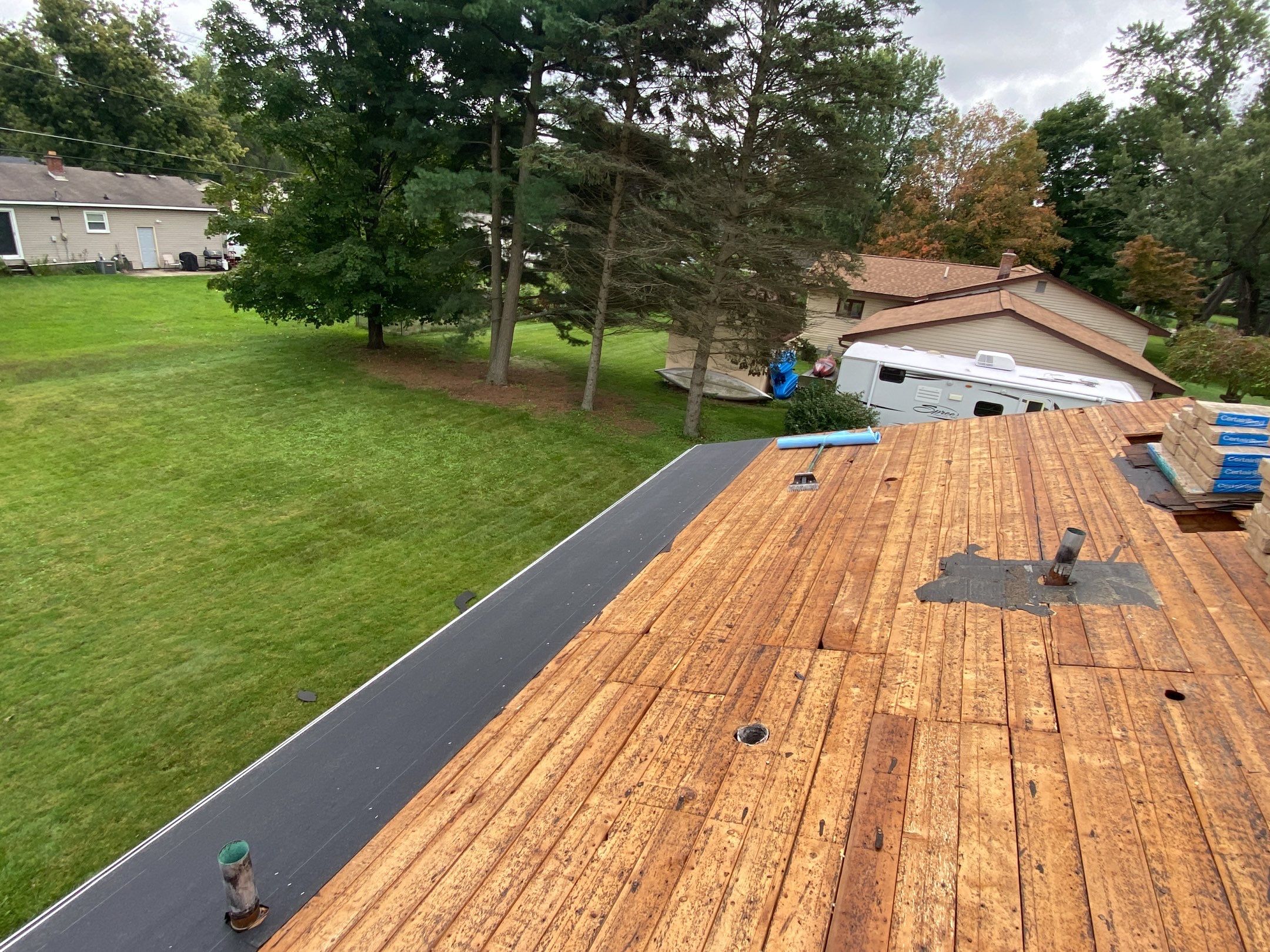Roof Replacement using CertainTeed Landmark Pro by 180 Contractors