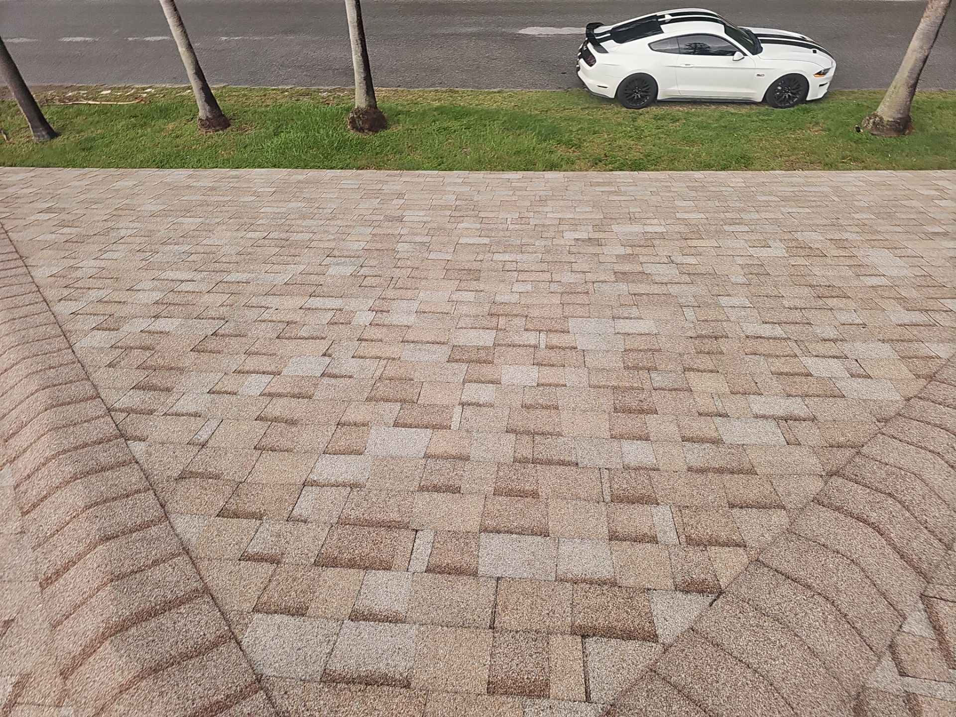 Project in Gulfport 33707 by Mitchell Roofing Company LLC 