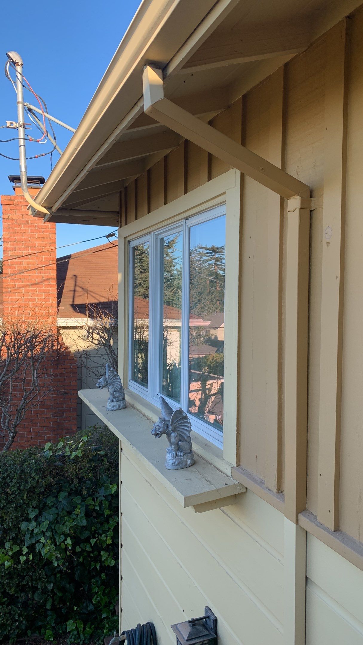  Melvin Hodges’ Family Home by SpotFree Window Cleaning