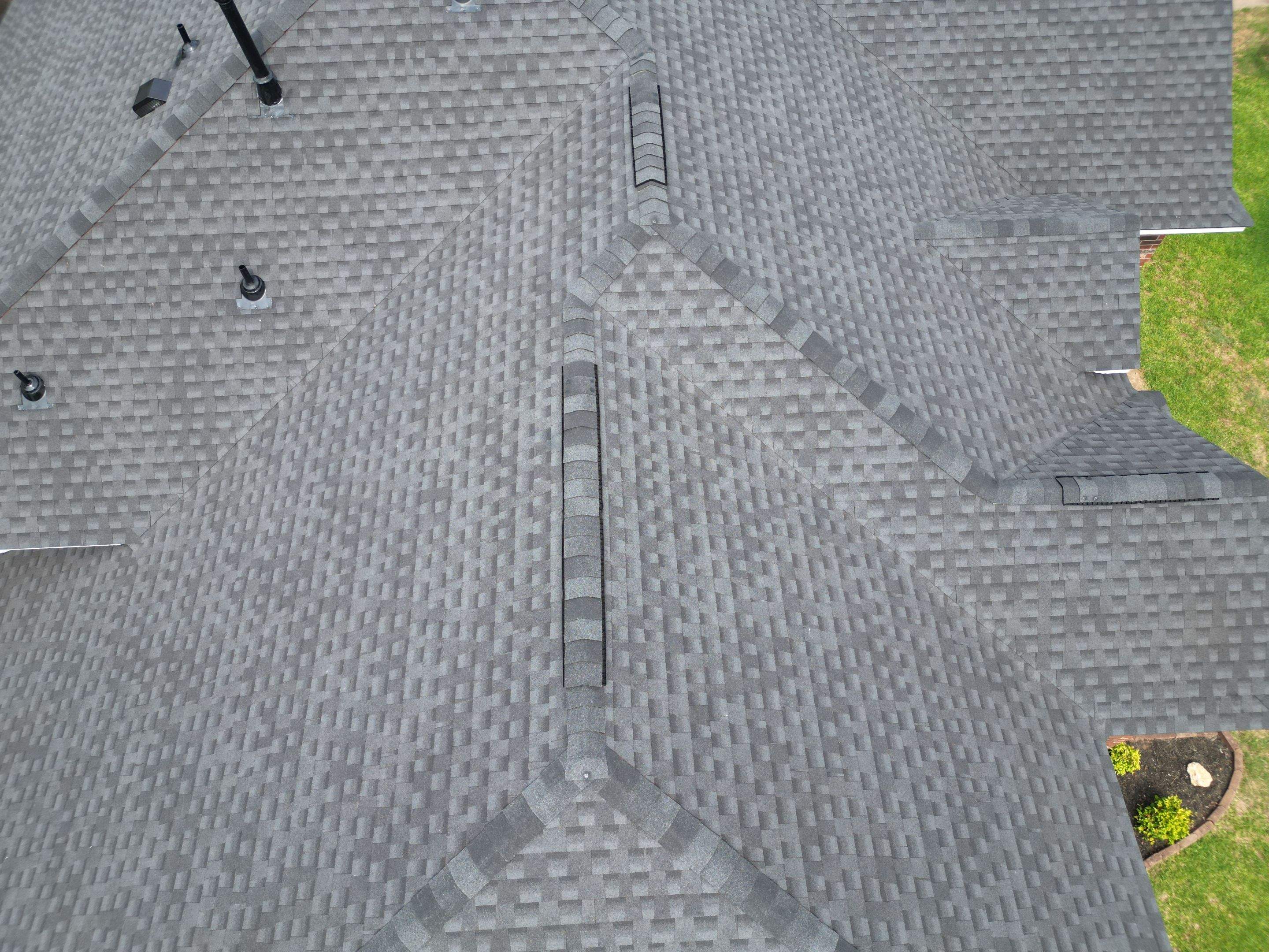 Charcoal - GAF Timberline HDZ by RoofsOnly.com