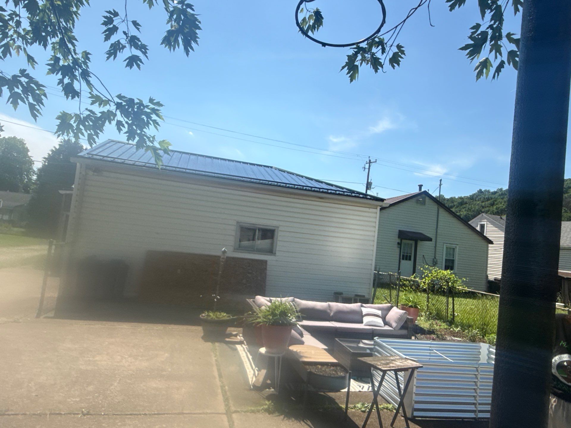 Complete Vinyl Siding Replacement in Huntington by Mr. Roofer