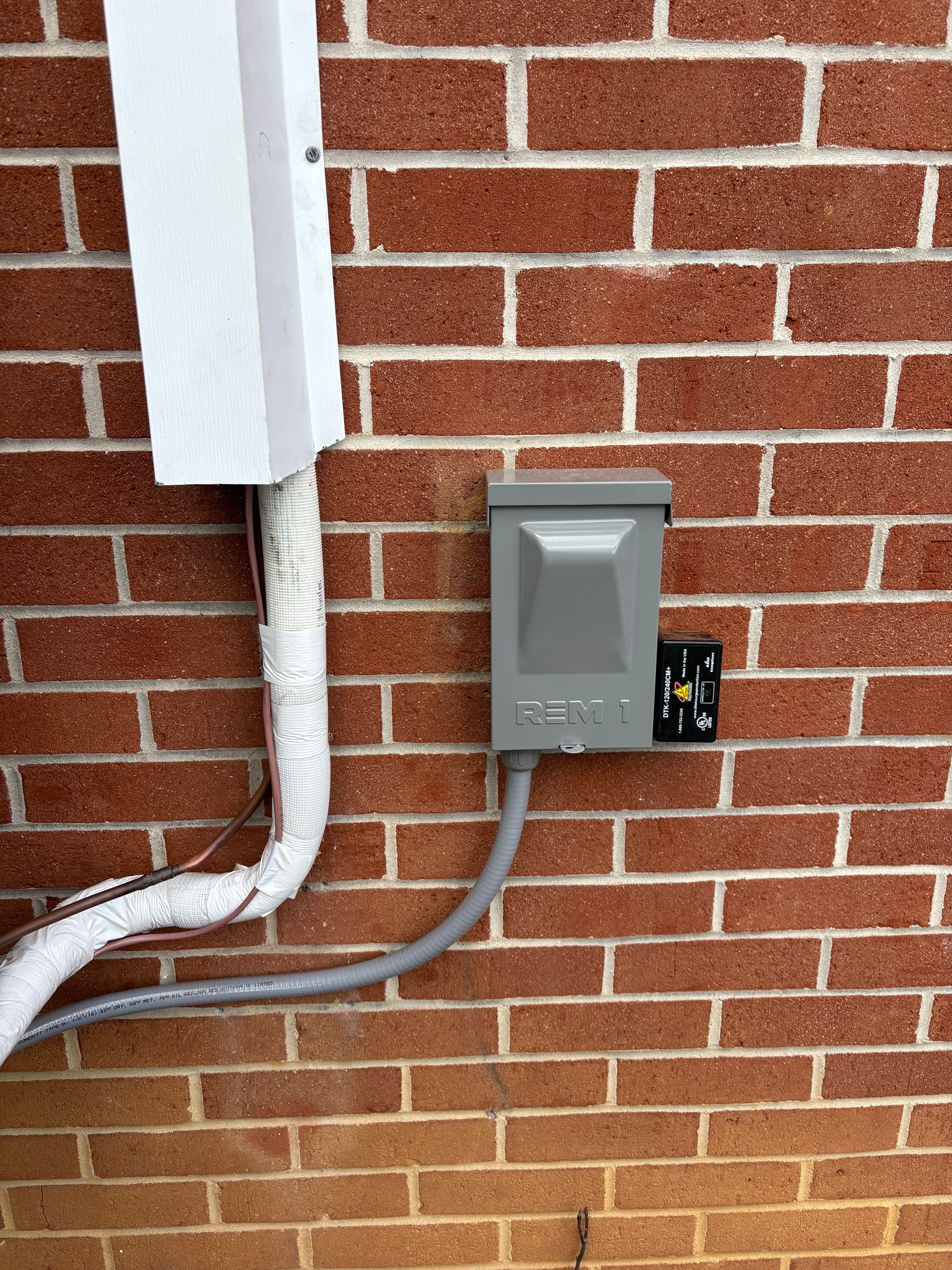 Amana 17 SEER2 install in Woodstock by Elemental Heating and air conditioning LLC