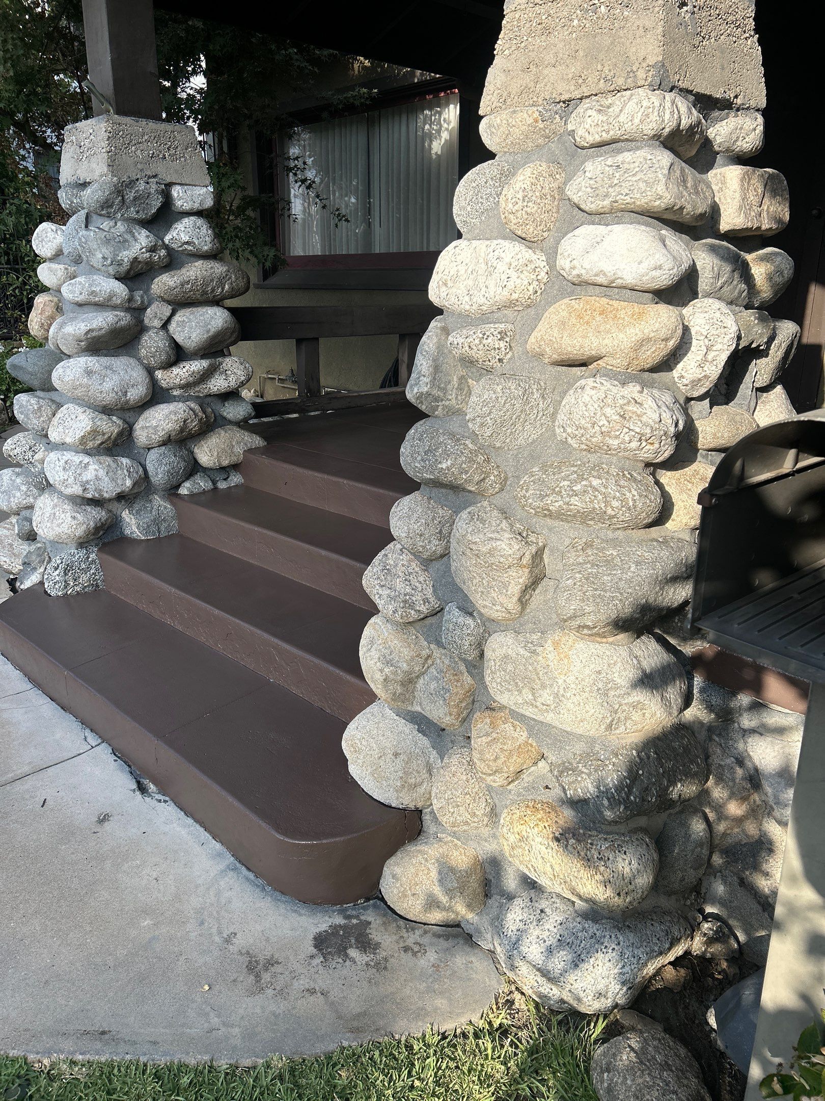 Sandblastig & Staining Front Concrete Porch In Los Angeles, CA by La Power Washing Inc