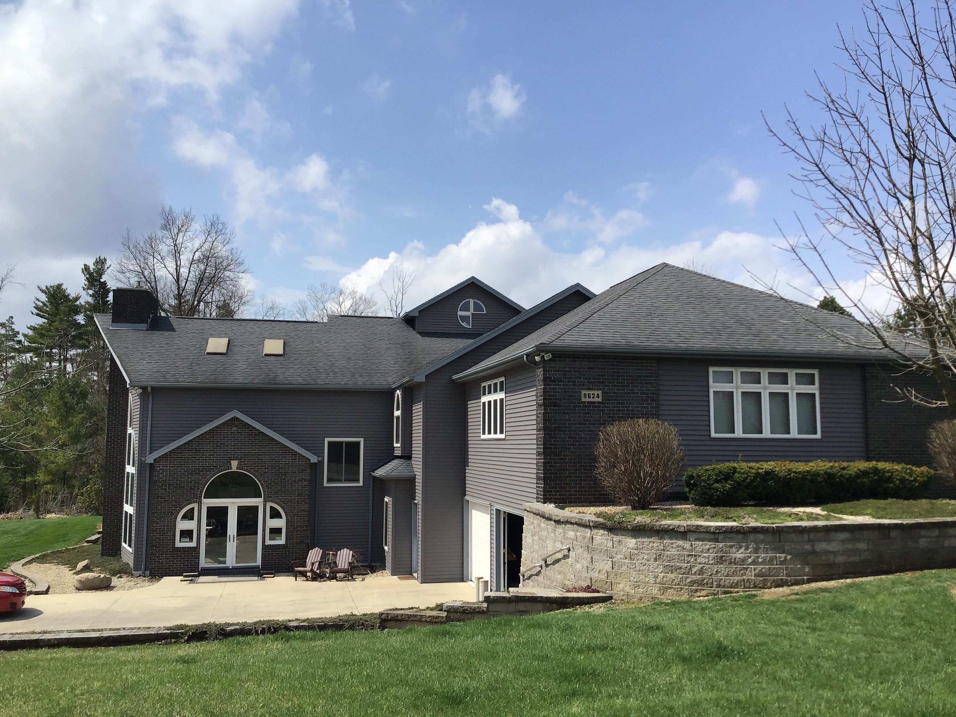 Residential Roofing Installation using Vic West Nothridge Slate by 4Ever Metal Roofing