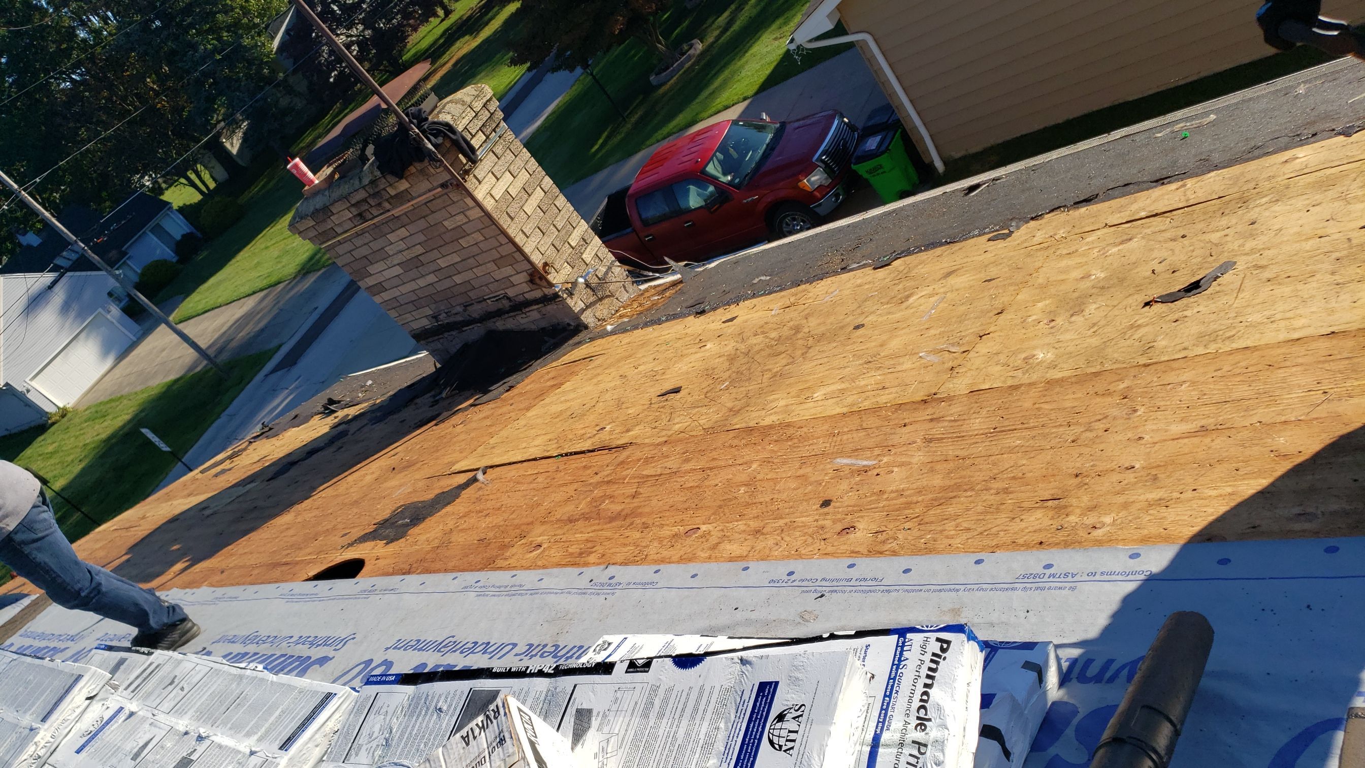 ATLAS PINNACLE COLOR: PRISTINE HEATHER DRIP EDGE: MUSKET BROWN by Eagle Eye Roofing