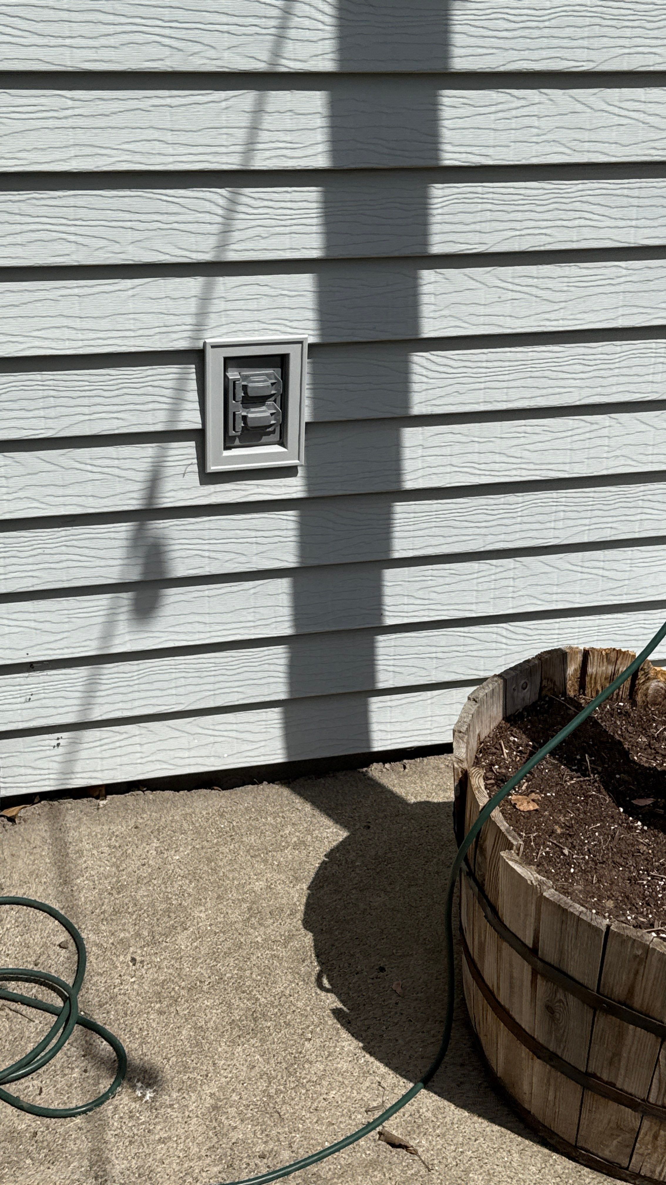 Siding and window replacement by United Windows and Siding LLC