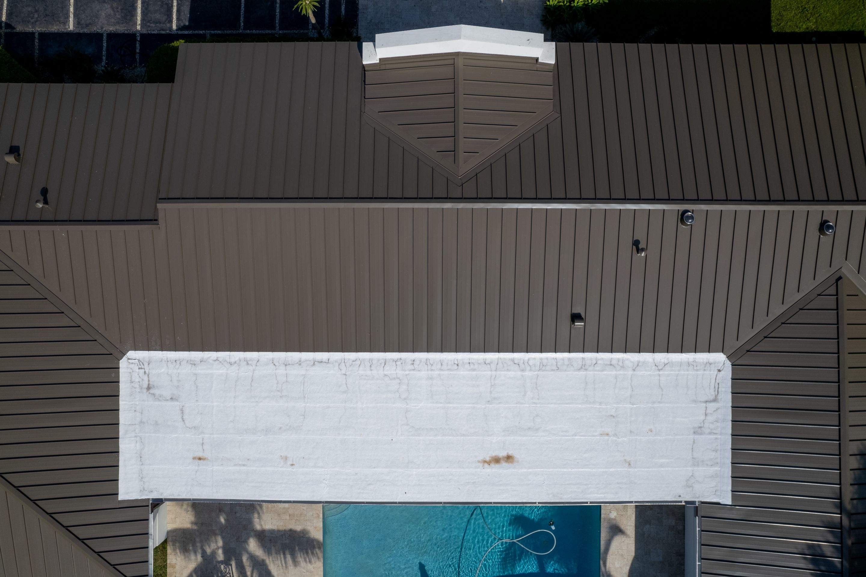Metal Roof - Galvalume - Medium Bronze by Istueta Roofing