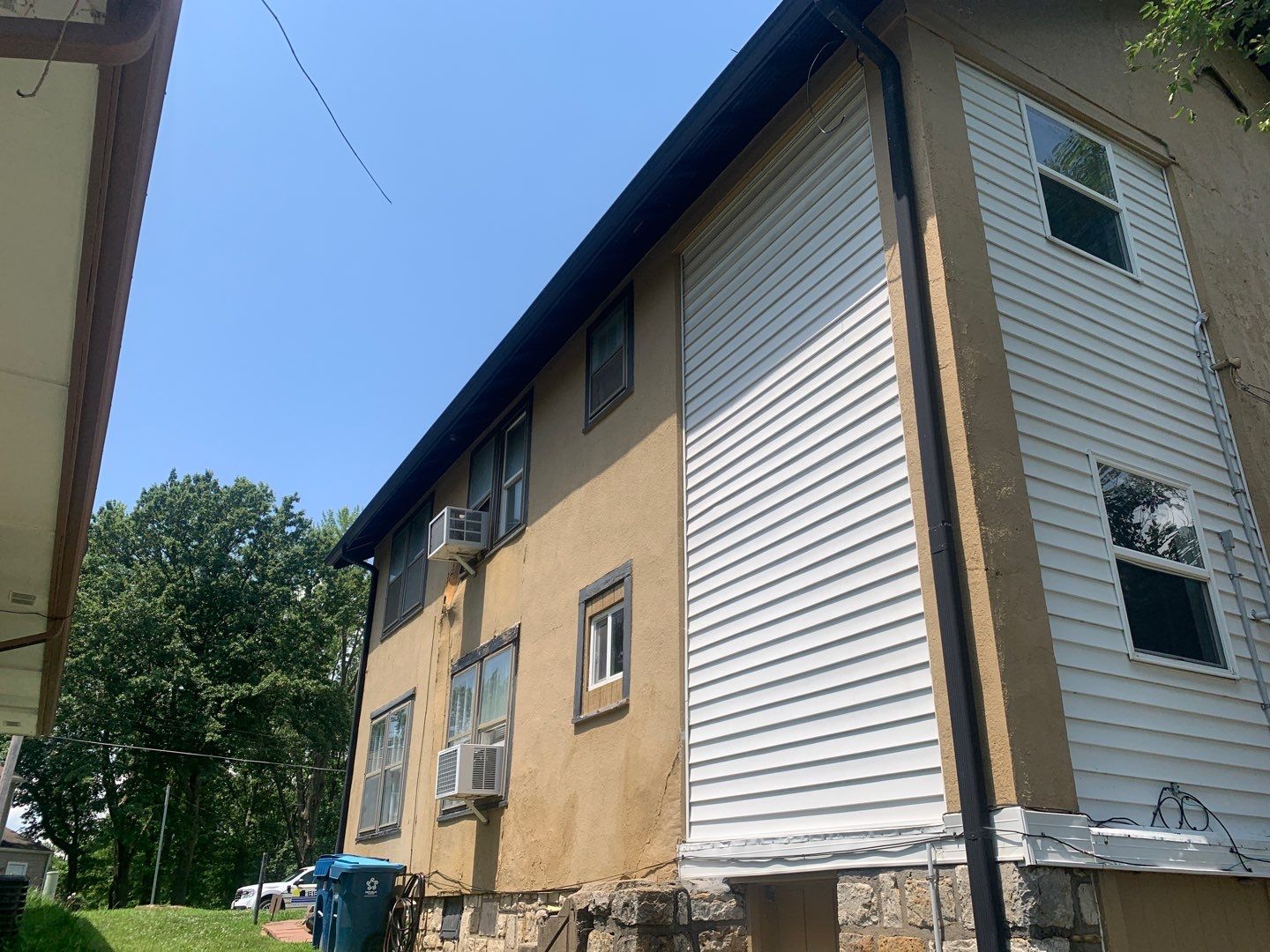 Siding Installation using Elm Grove by EEC  Windows, Siding & Roofing 