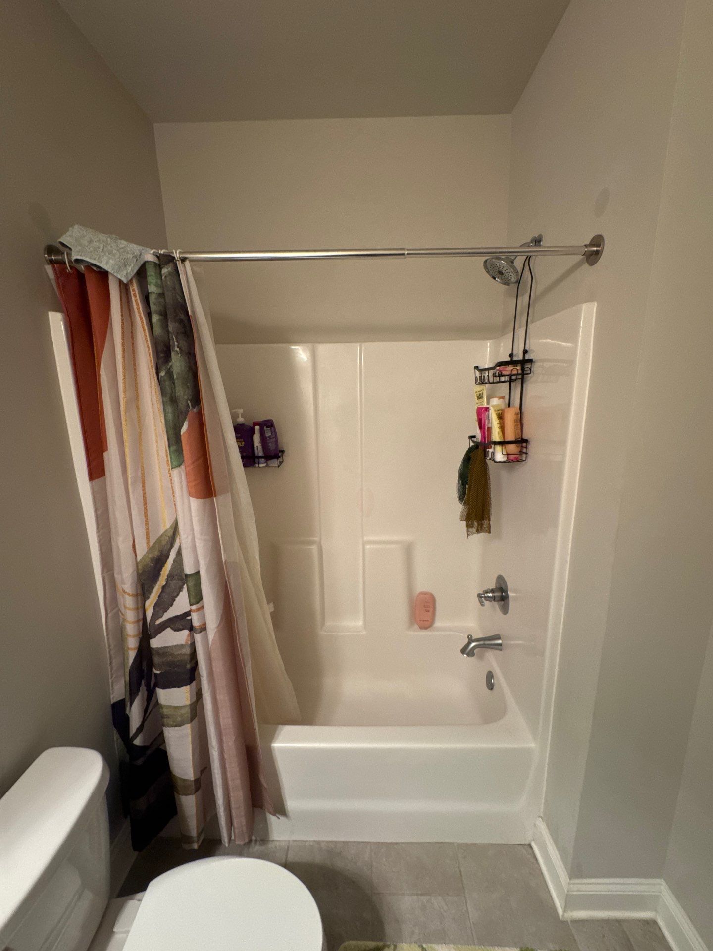 Three showers renovation by Prudencio