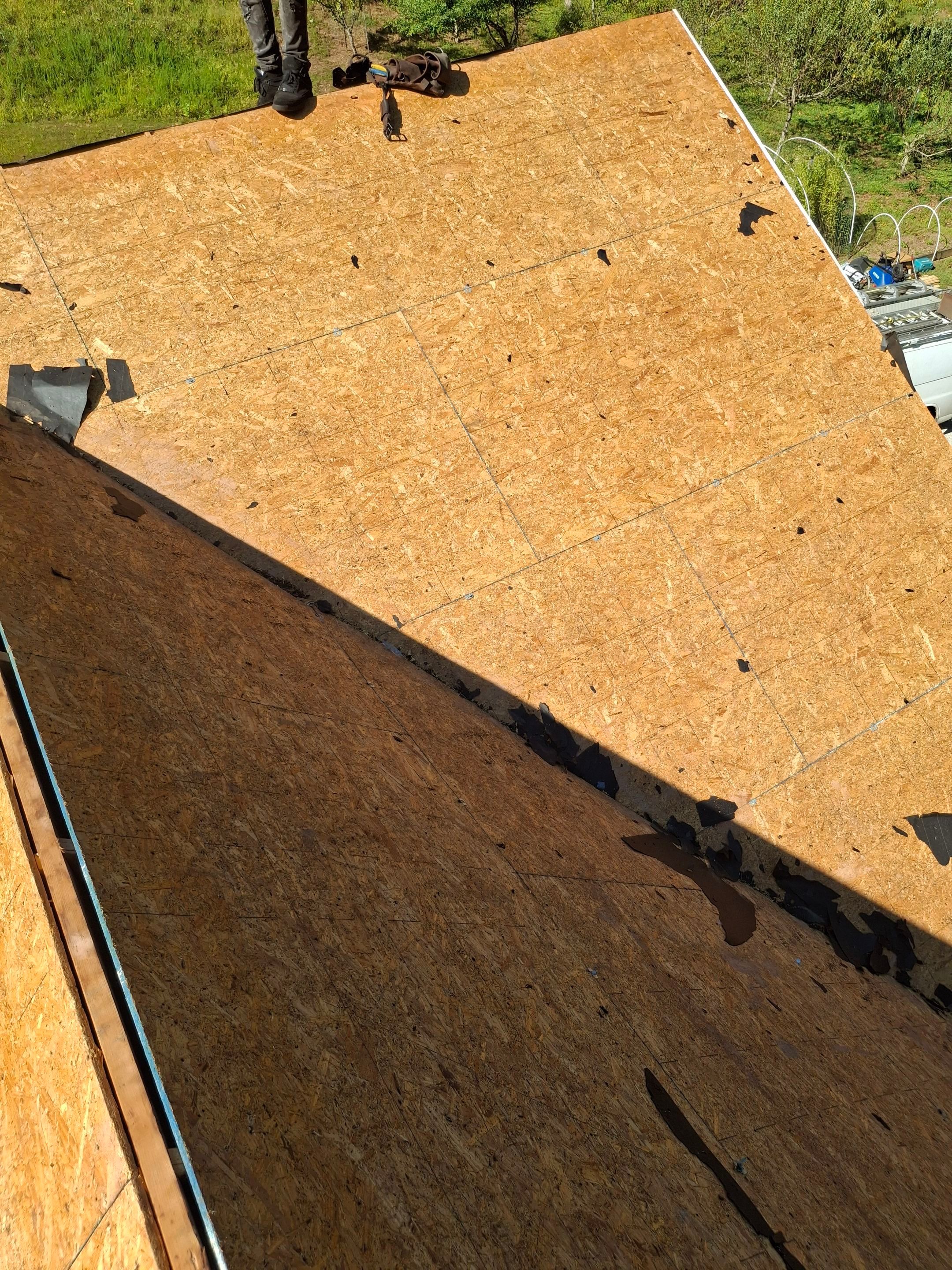 Residential Roofing Installation using GAF Timberline HDZ Charcoal by Rainstoppers Roofing