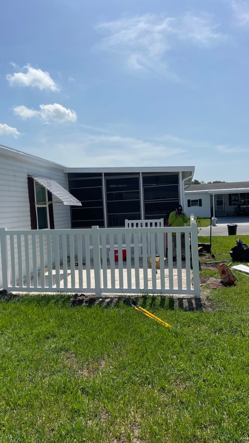 Palmetto, FL 4 ft. Tall White Vinyl Spaced Picket Fence by Asap fence and gates, LLC