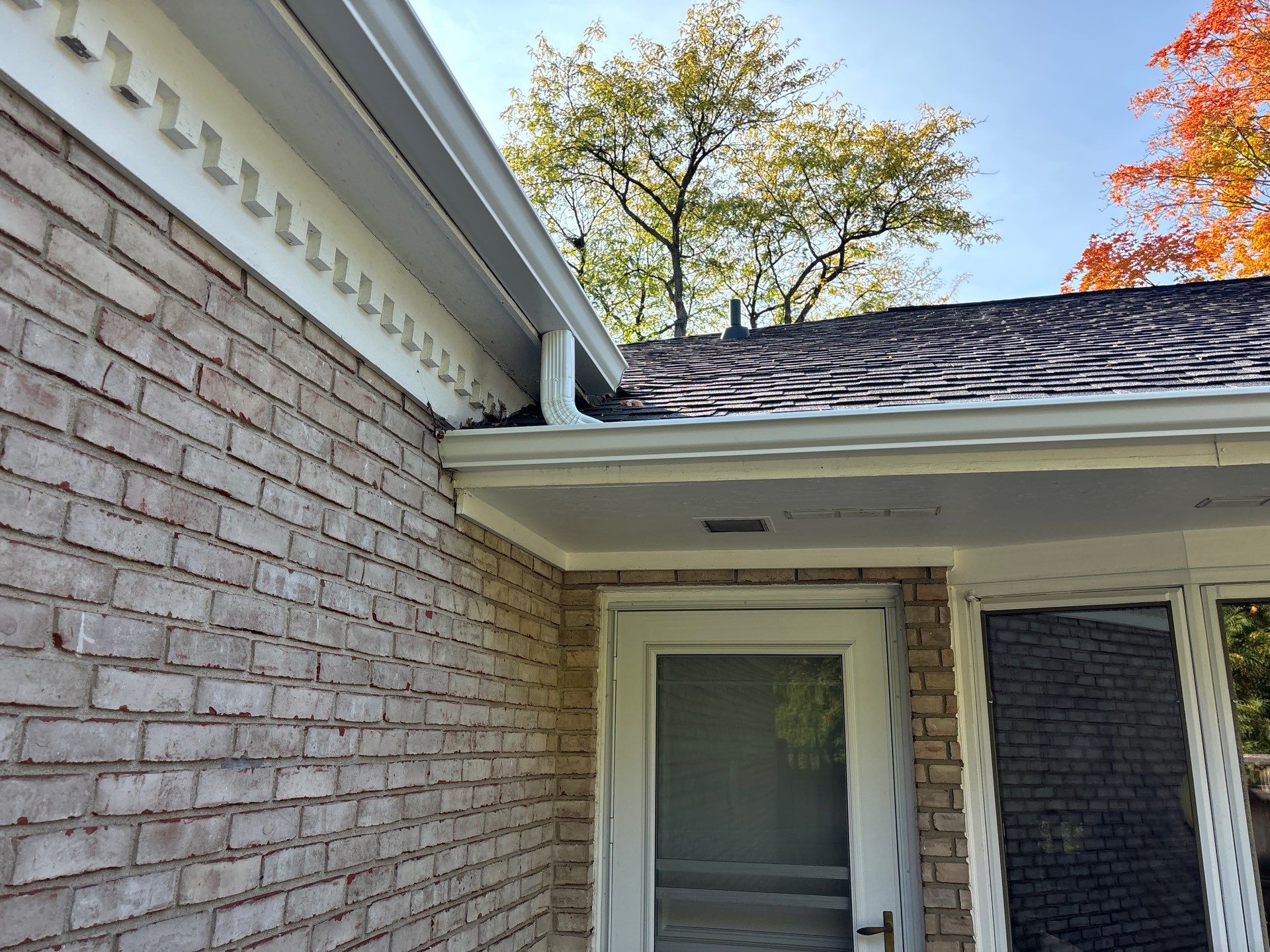 Gutter Installation using Seamless Gutters- Aluminum by Acme Exteriors