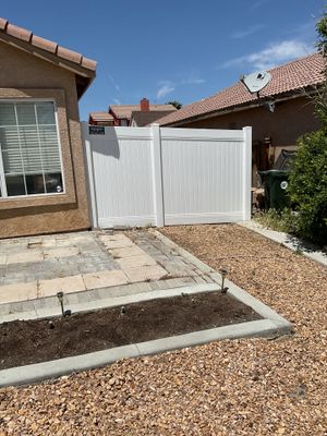 Fence Installation using Vinyl
