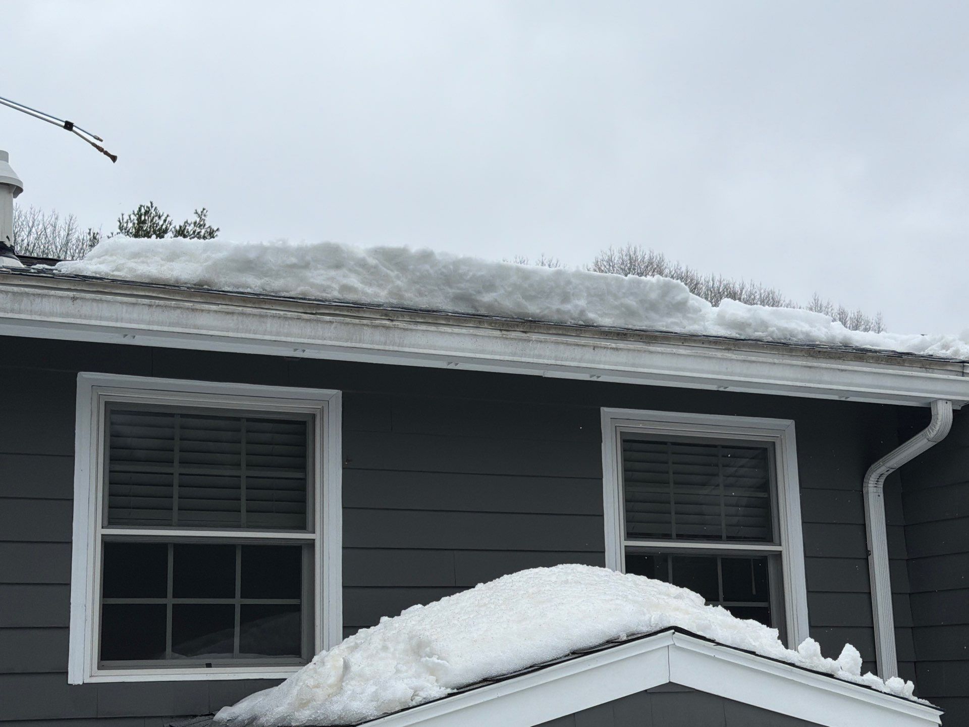 Beverly Home Ice Dam Removal Services by Boston Board Up