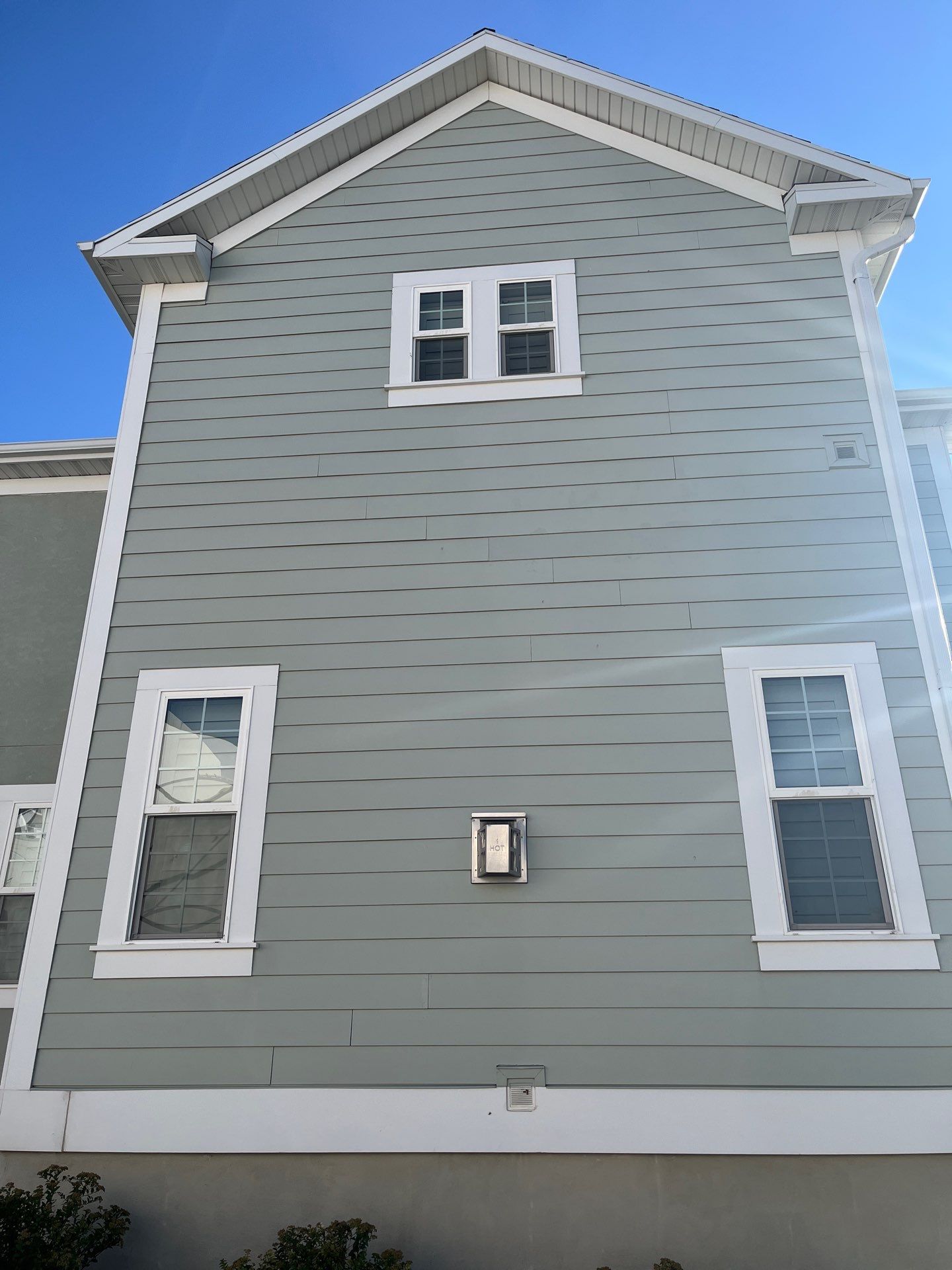 South Jordan | Single Hardie Plank Repair & Custom Paint Match by Ideal Siding Utah