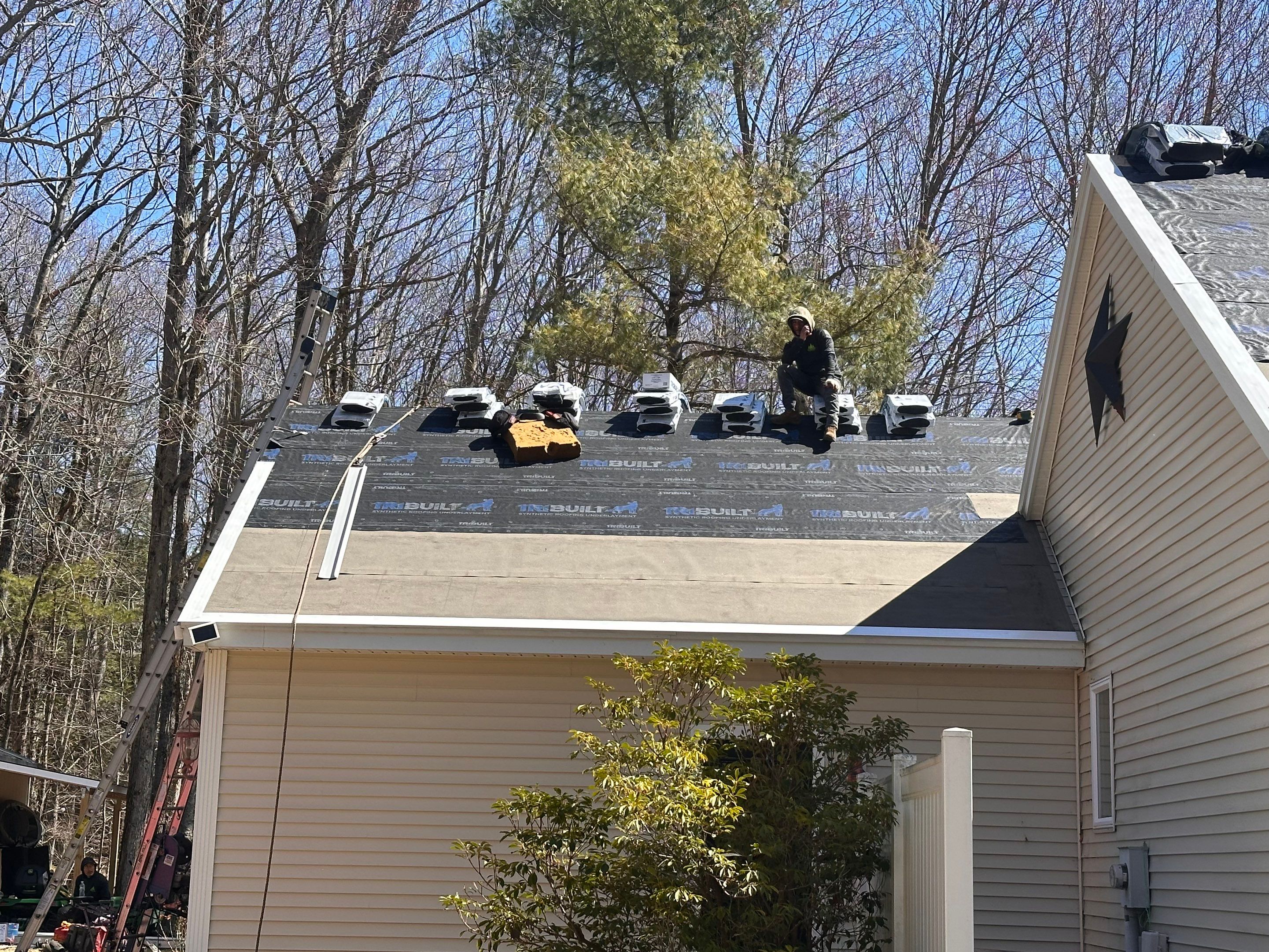 Vinyl Siding and Asphalt Roofing Replacement in Deerfield by Tall pine roofing